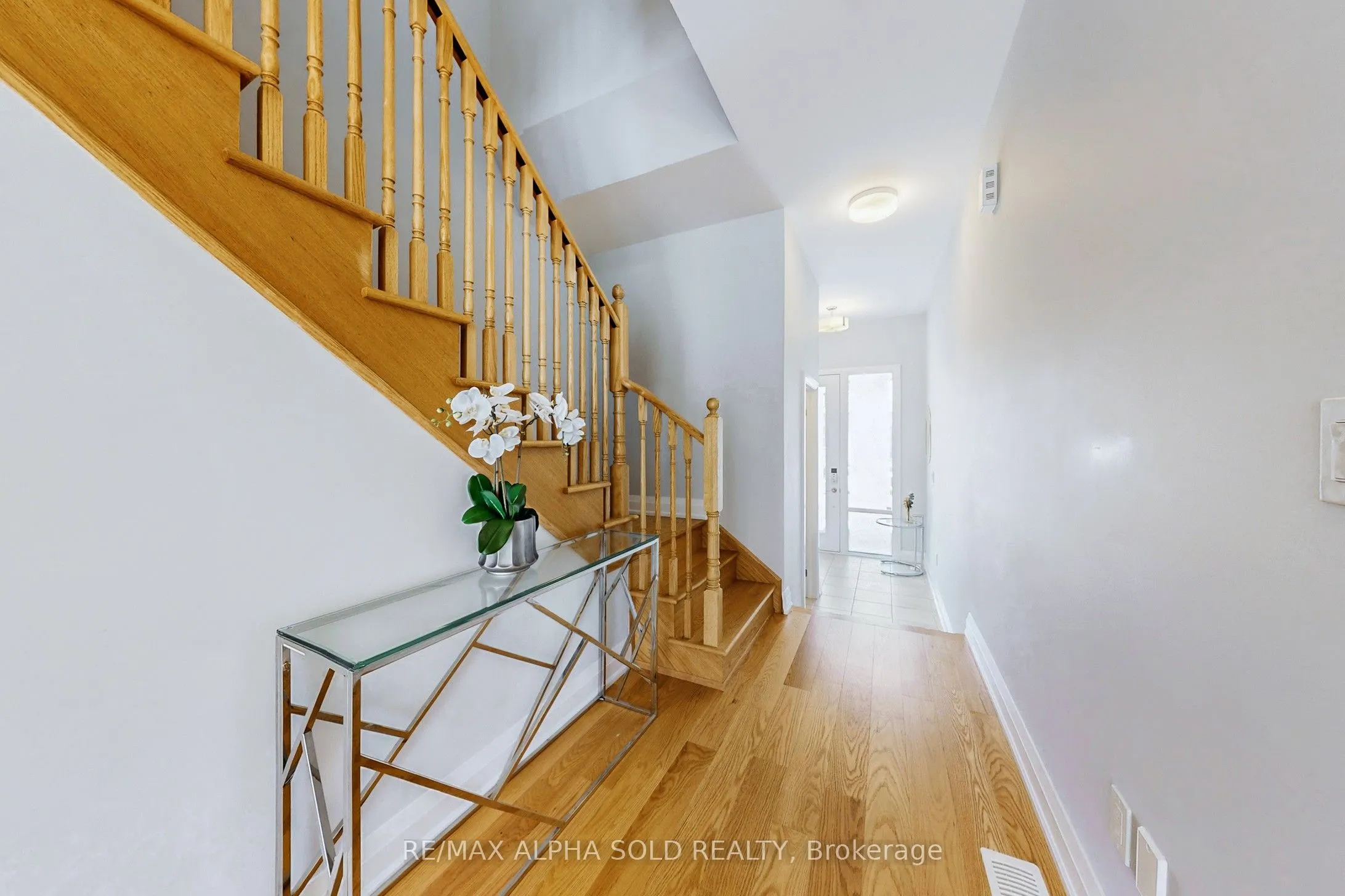 957 Grosbeak Trail