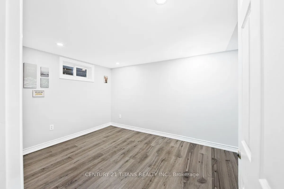 857 Masson Street