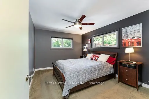 46 Orchard View Boulevard