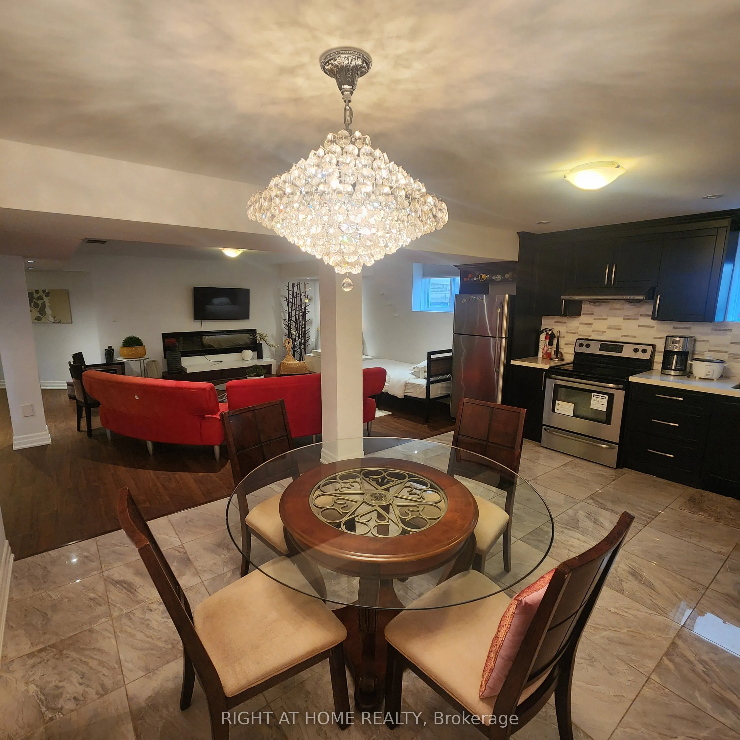 302 Aylesworth Avenue, #Basement