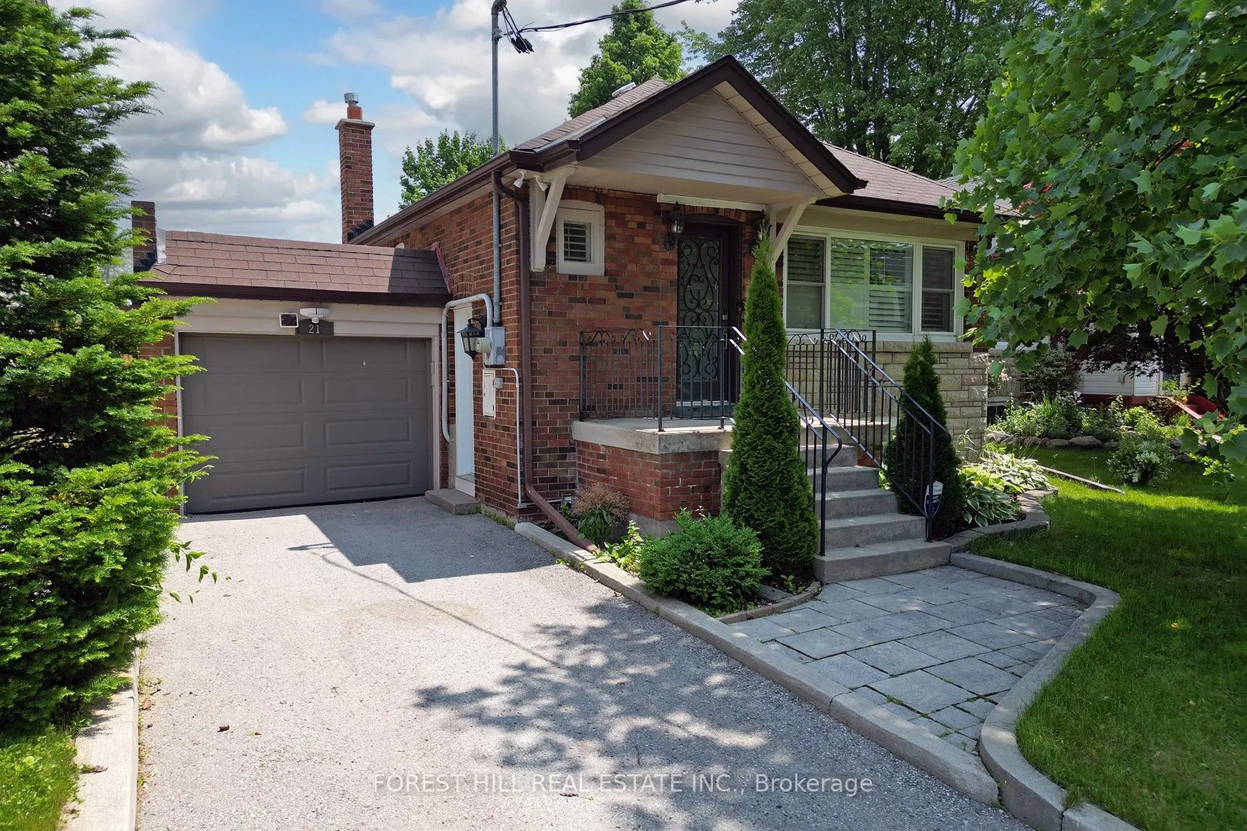 21 Presteign Avenue