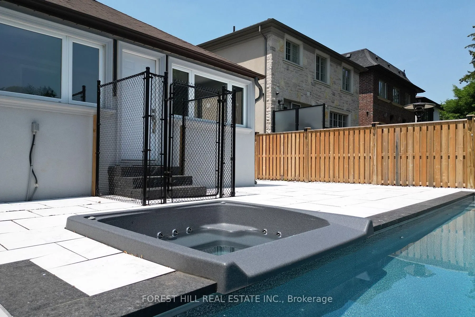 21 Presteign Avenue