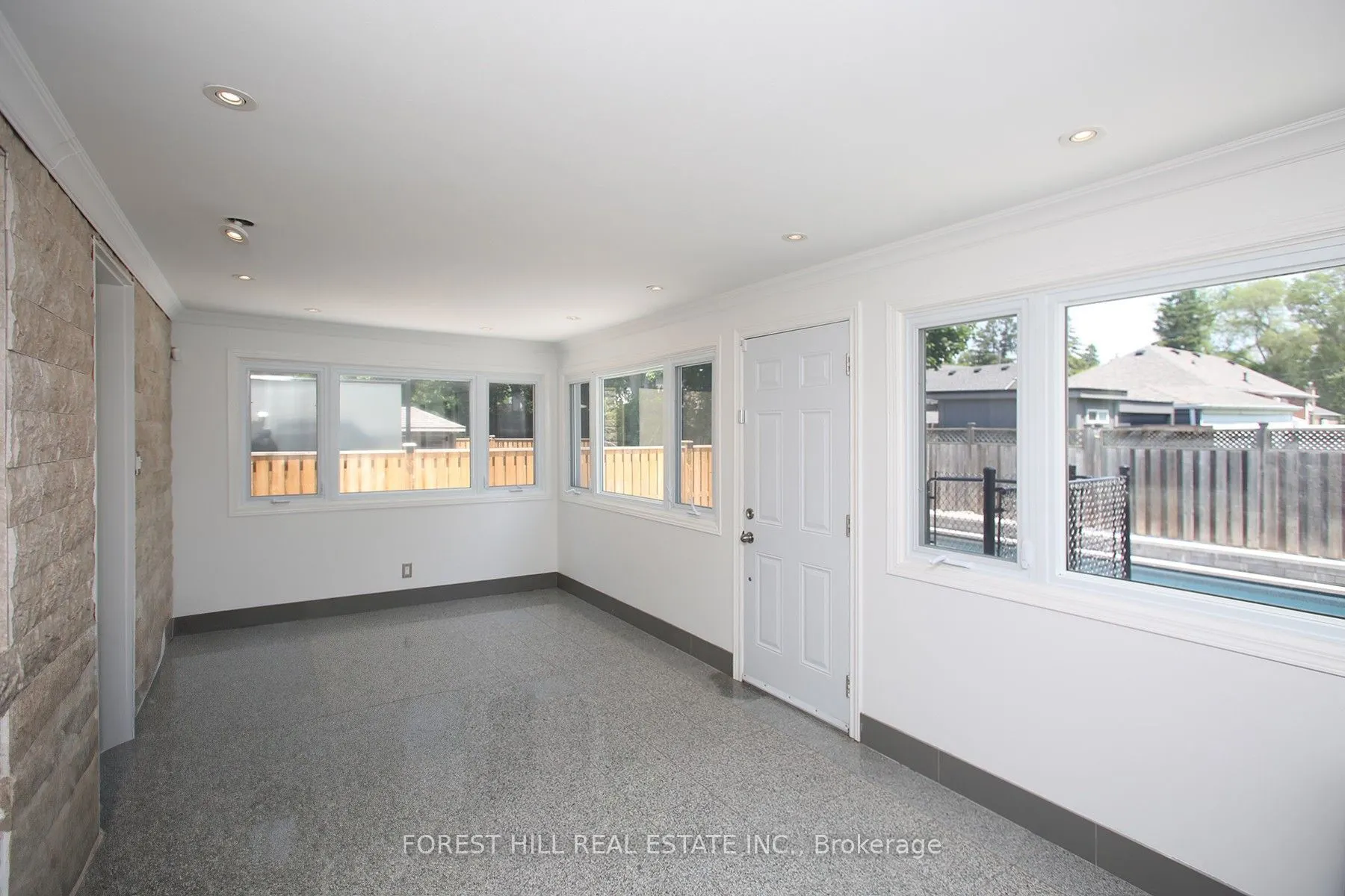 21 Presteign Avenue