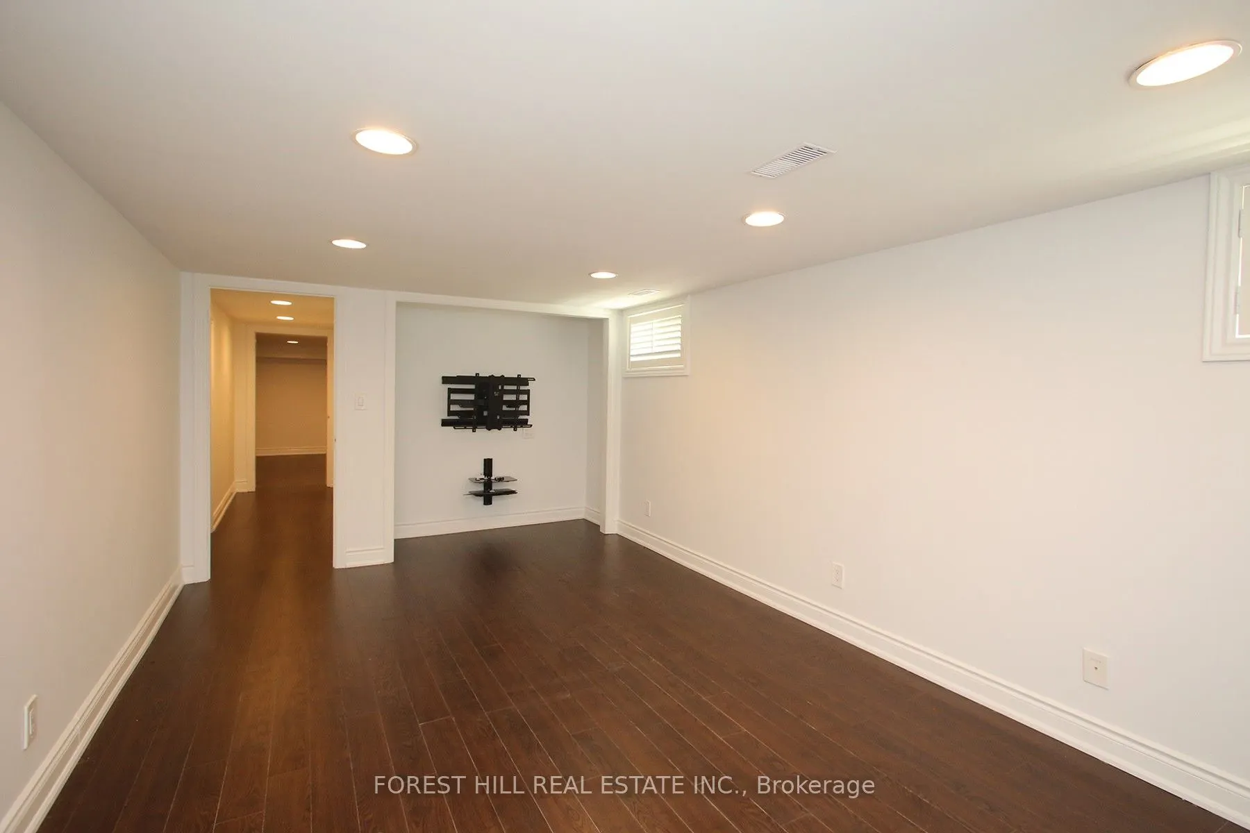 21 Presteign Avenue