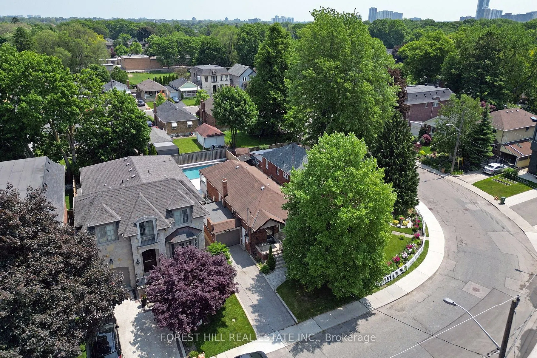 21 Presteign Avenue
