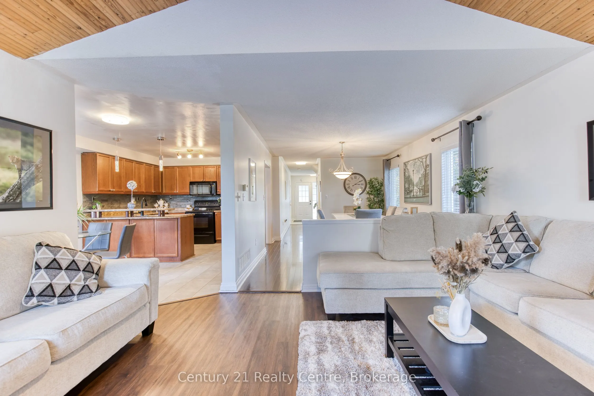 45 Hatch Street E