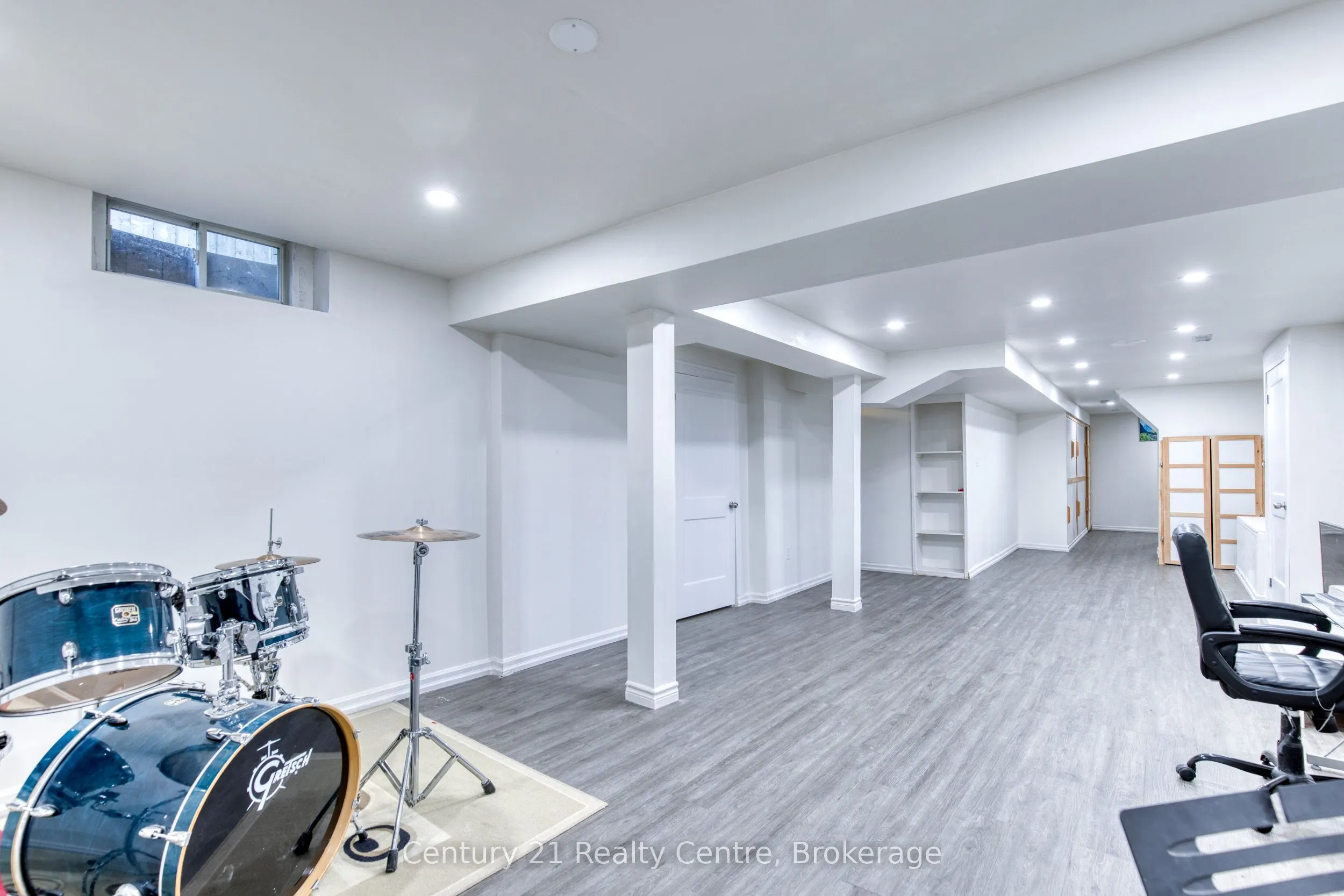 45 Hatch Street E
