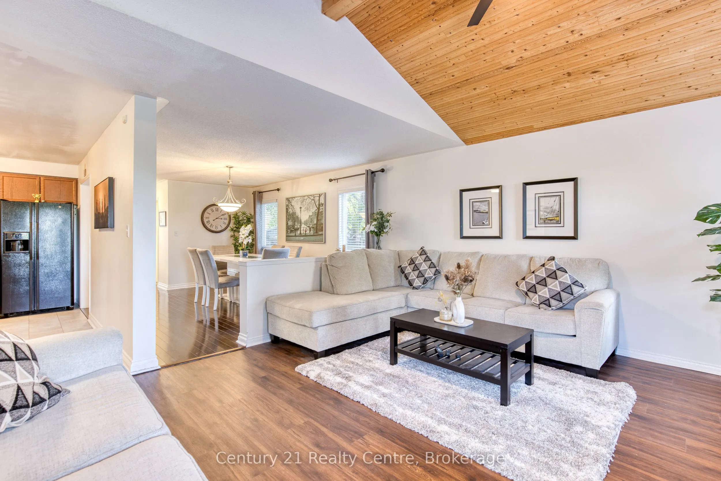 45 Hatch Street E