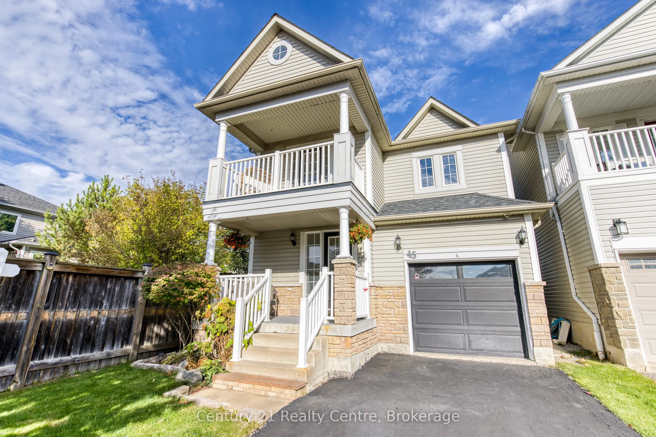 45 Hatch Street E