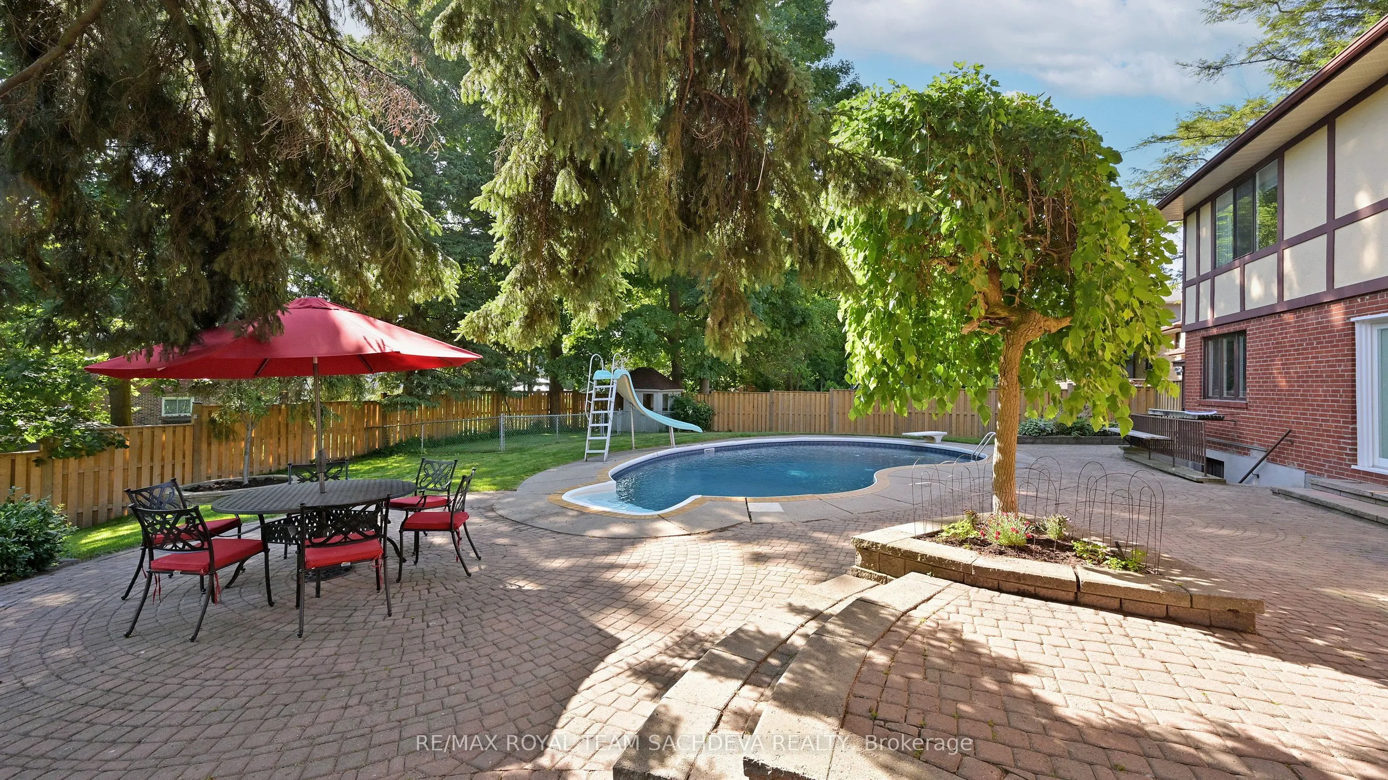 27 Orchard Park Drive