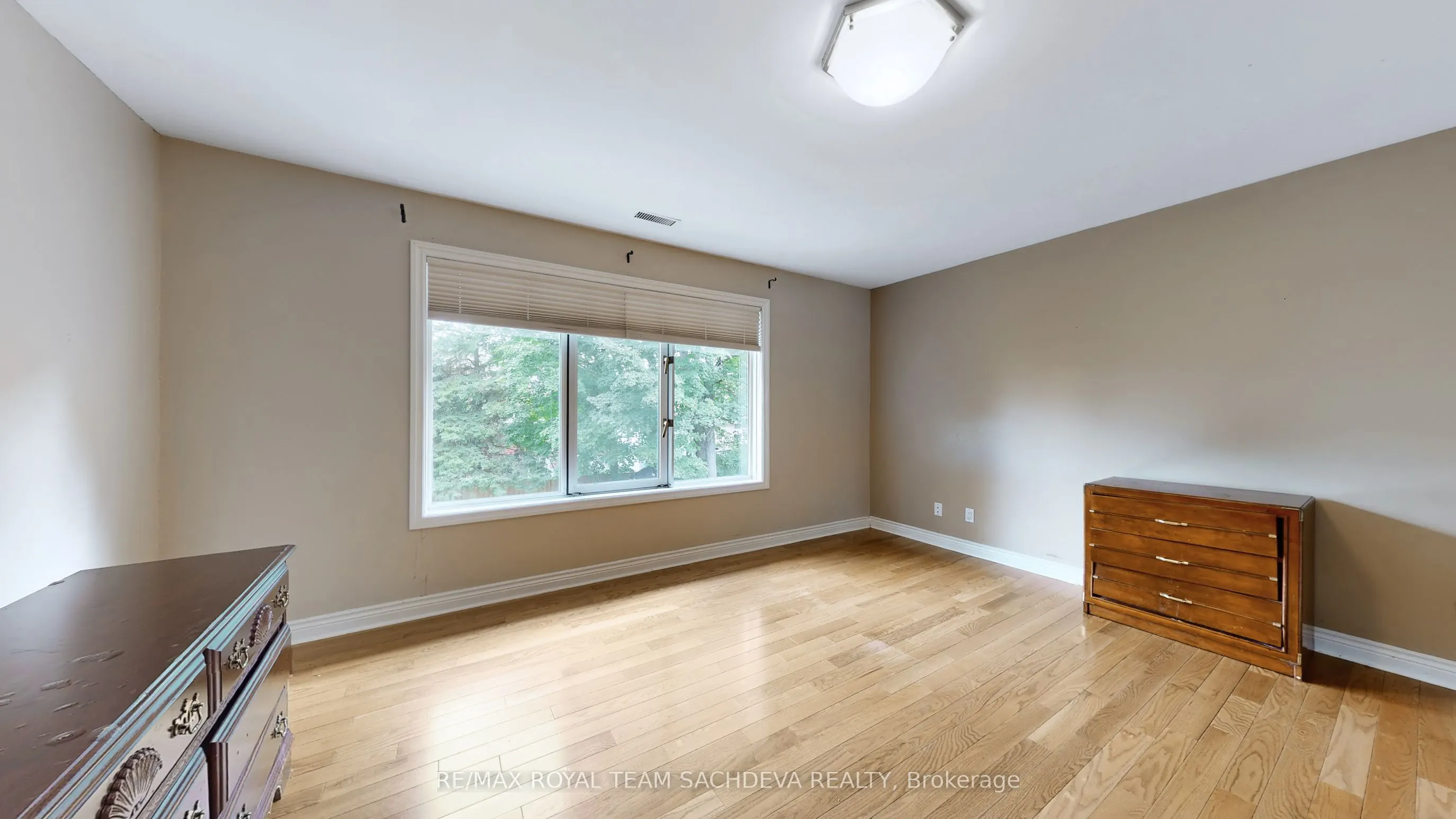 27 Orchard Park Drive