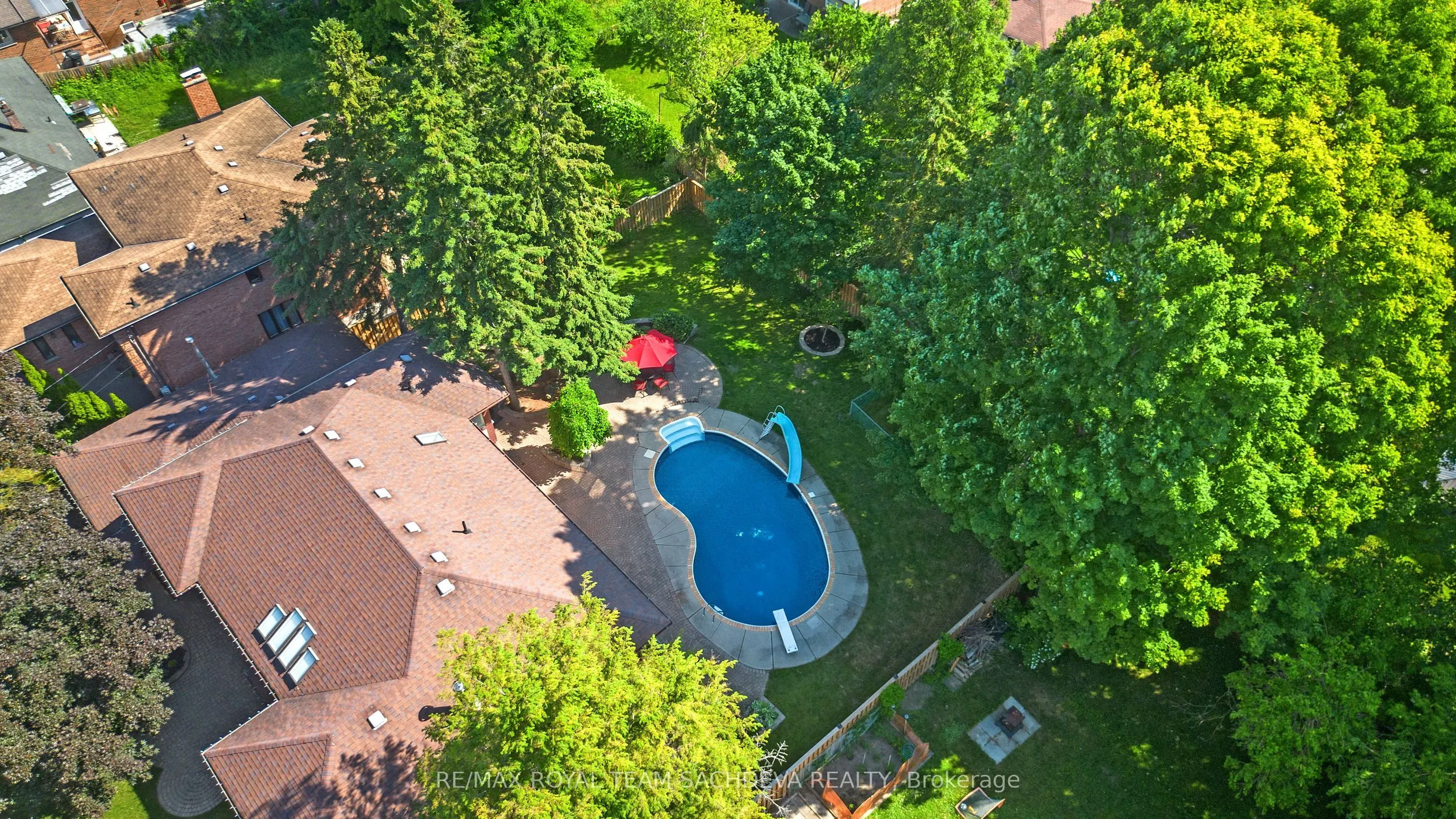 27 Orchard Park Drive