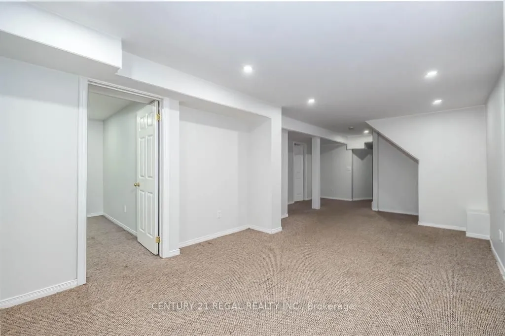 12 Salt Drive