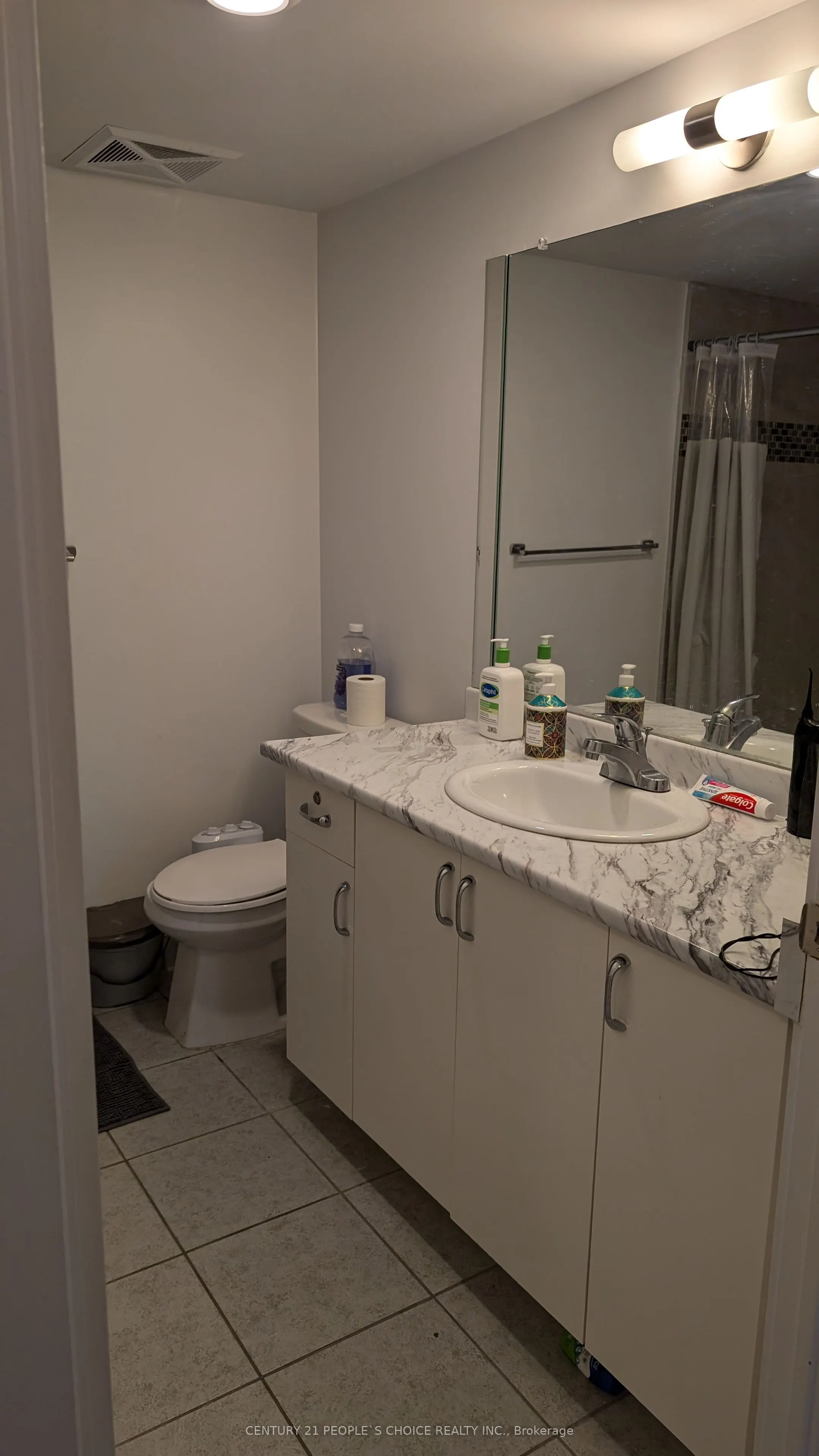 8 Trent Avenue, #324