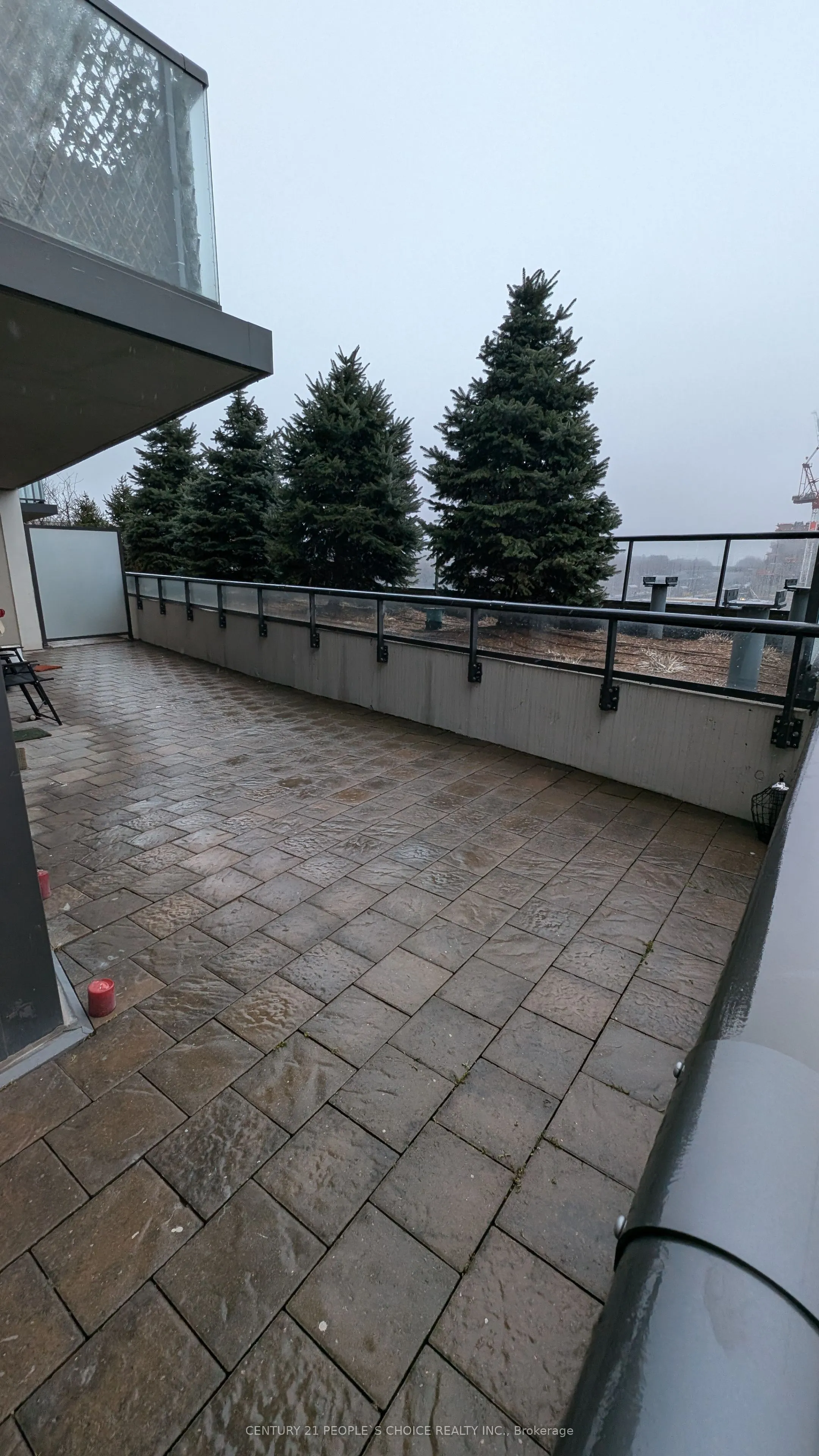 8 Trent Avenue, #324