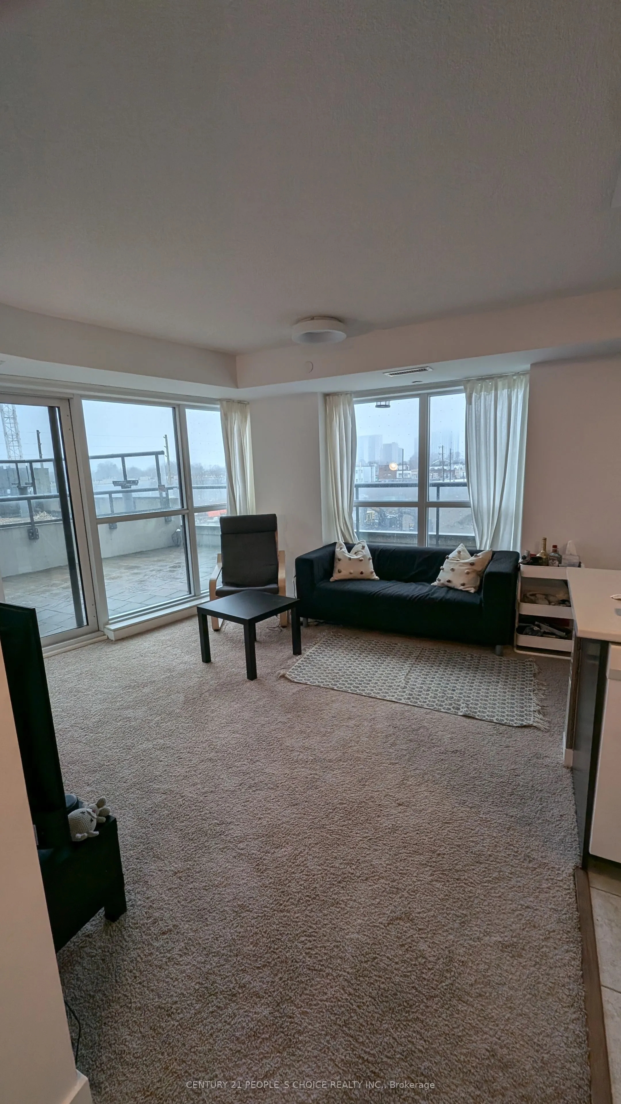 8 Trent Avenue, #324