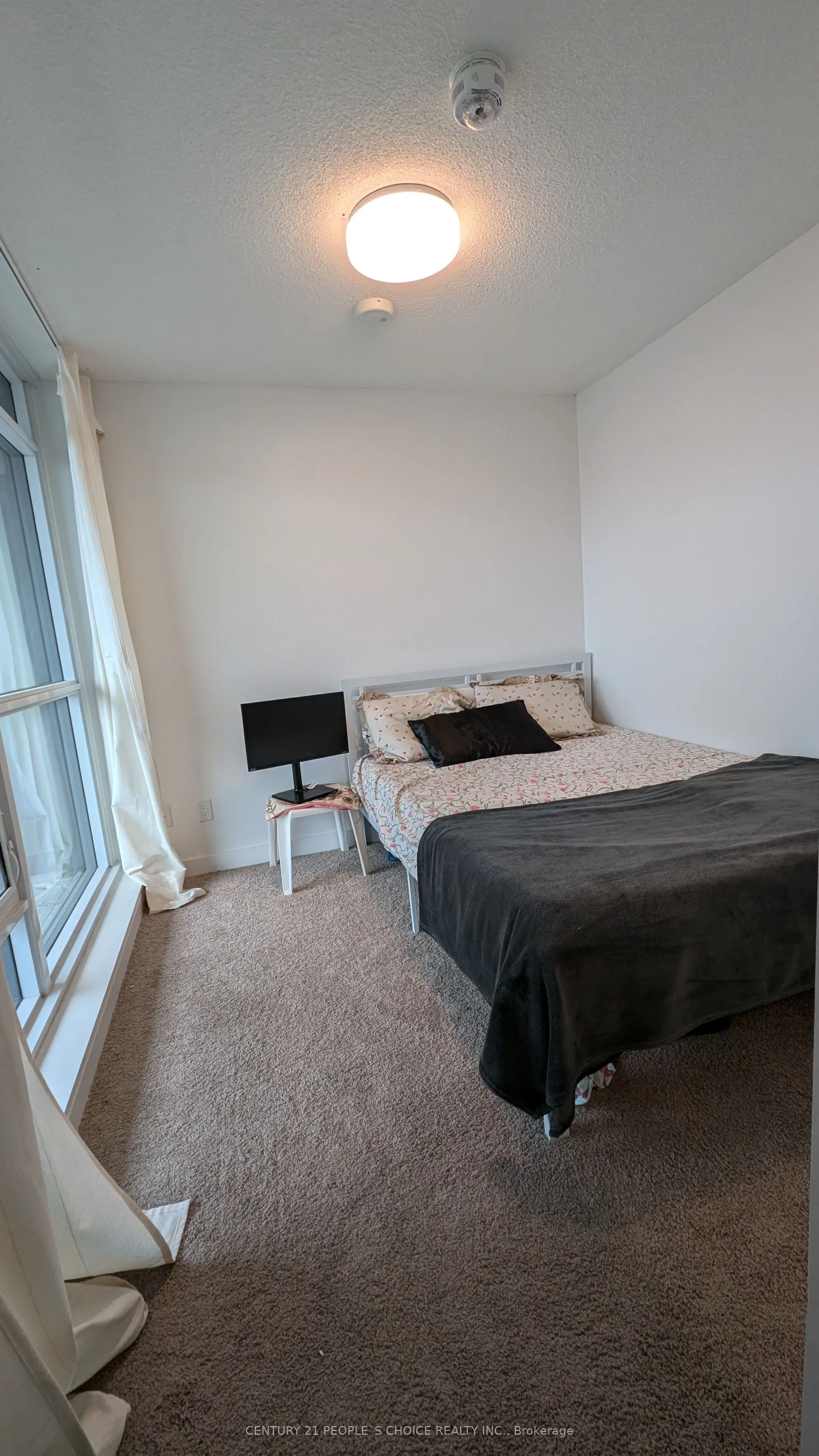 8 Trent Avenue, #324