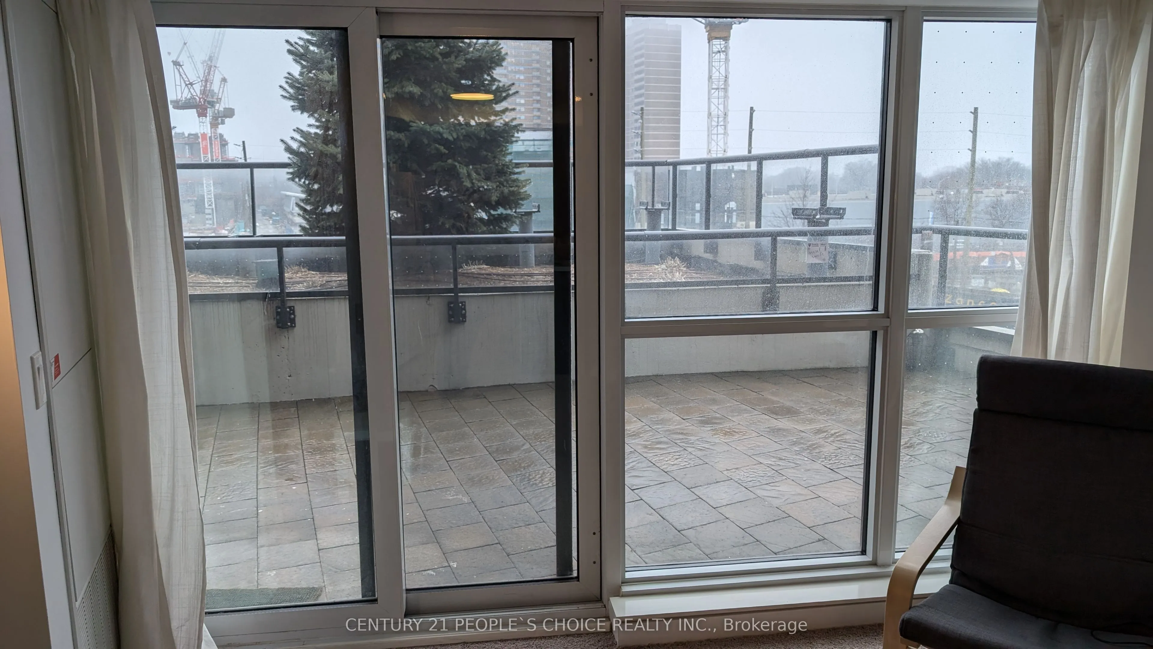 8 Trent Avenue, #324