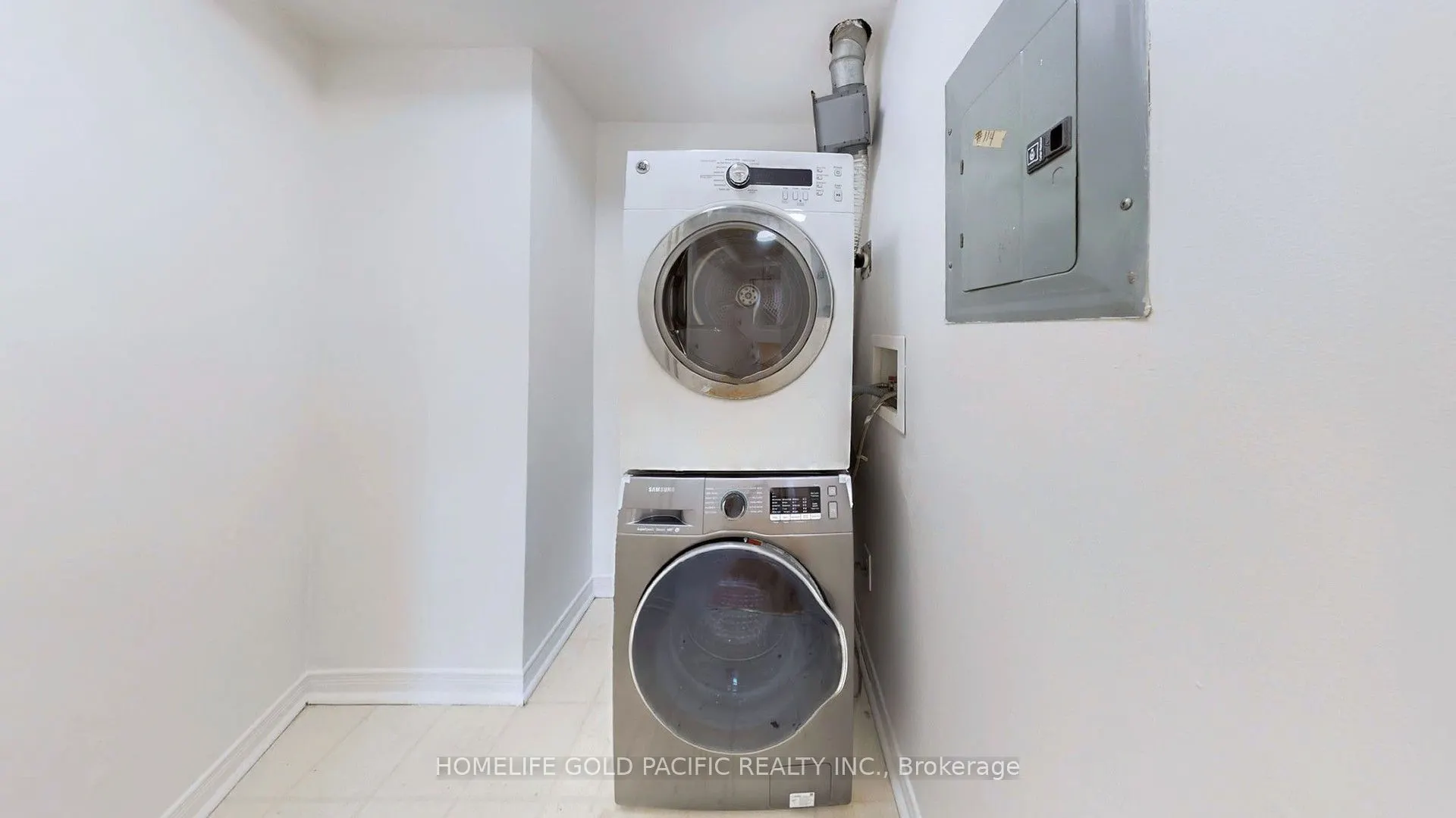 684 Warden Avenue, #102