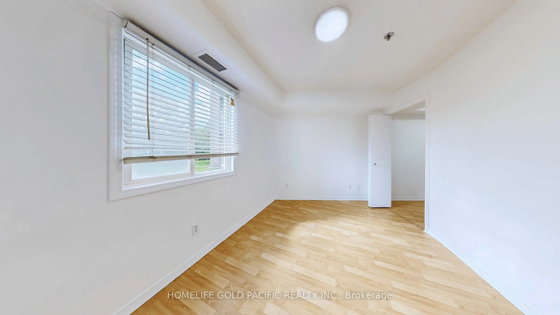 684 Warden Avenue, #102