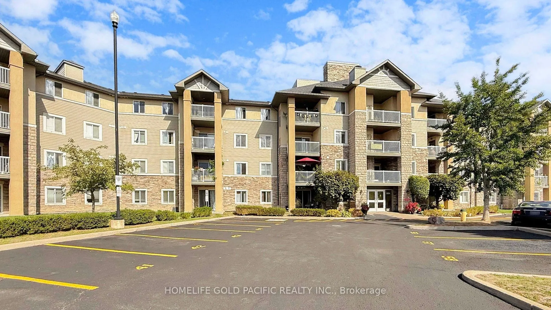 684 Warden Avenue, #102