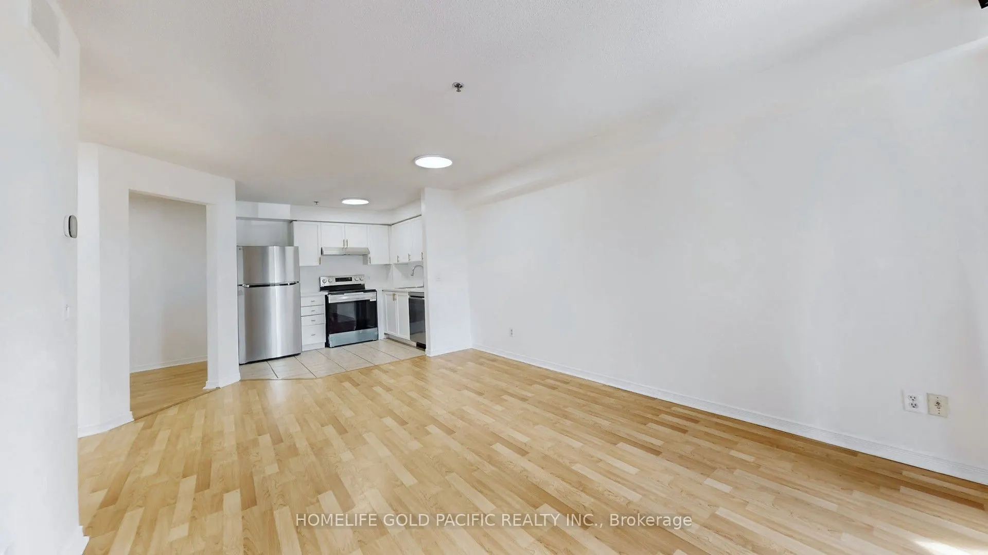 684 Warden Avenue, #102