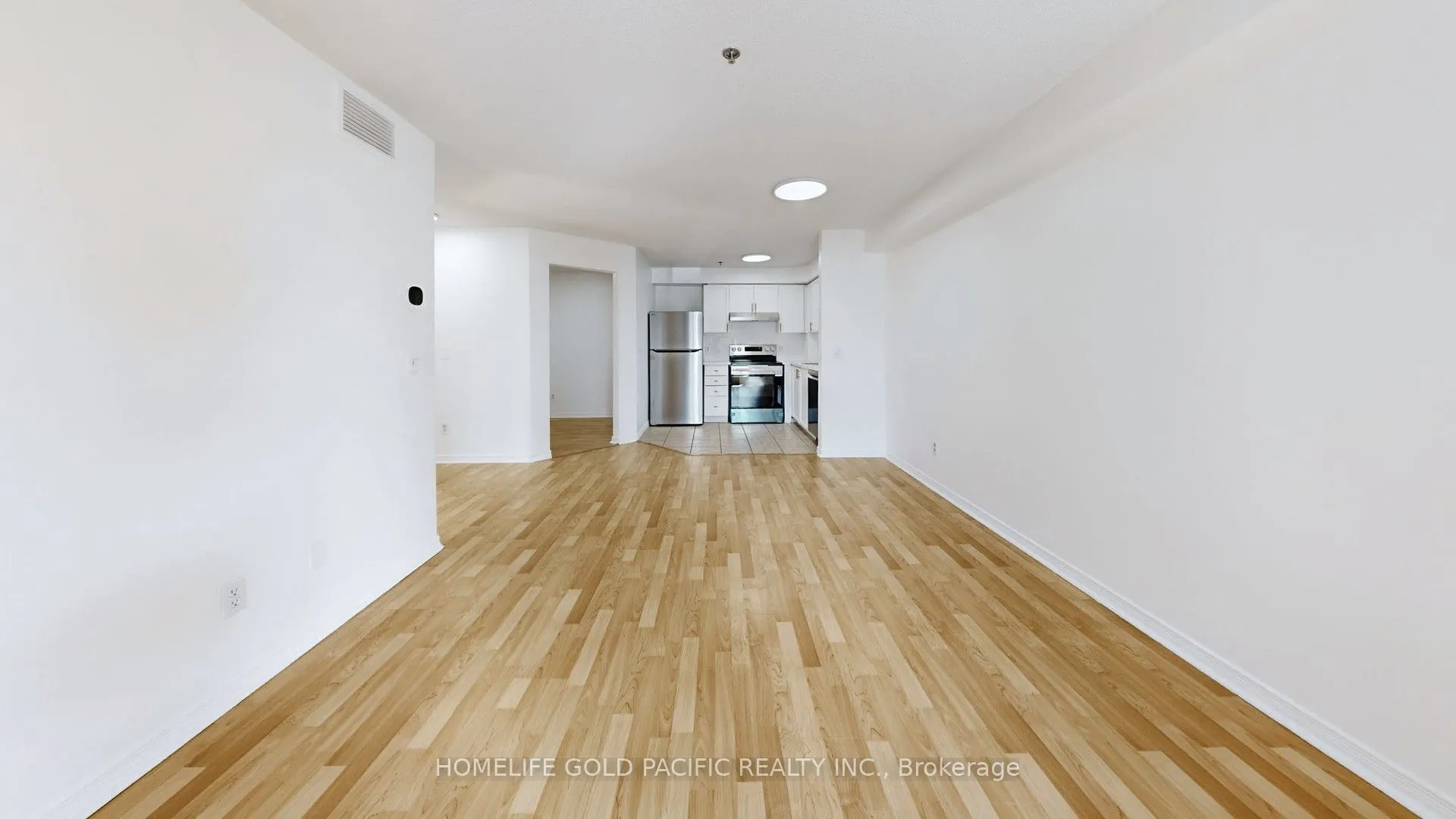 684 Warden Avenue, #102