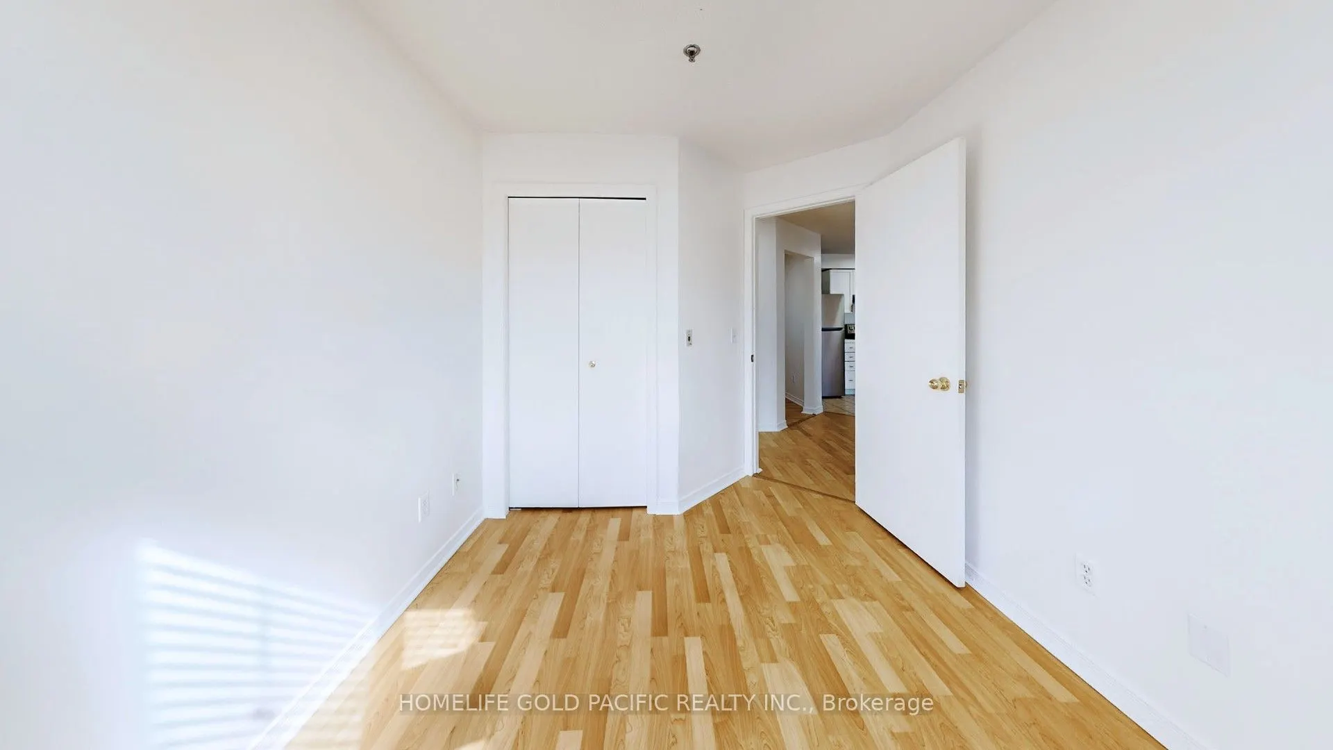 684 Warden Avenue, #102