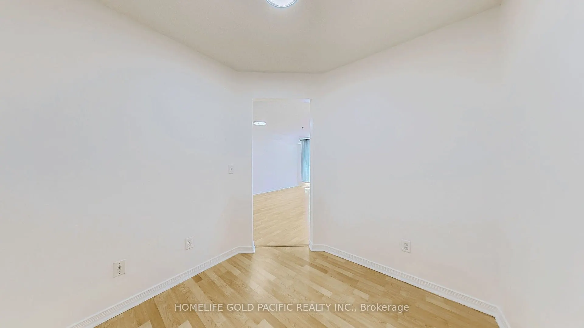 684 Warden Avenue, #102