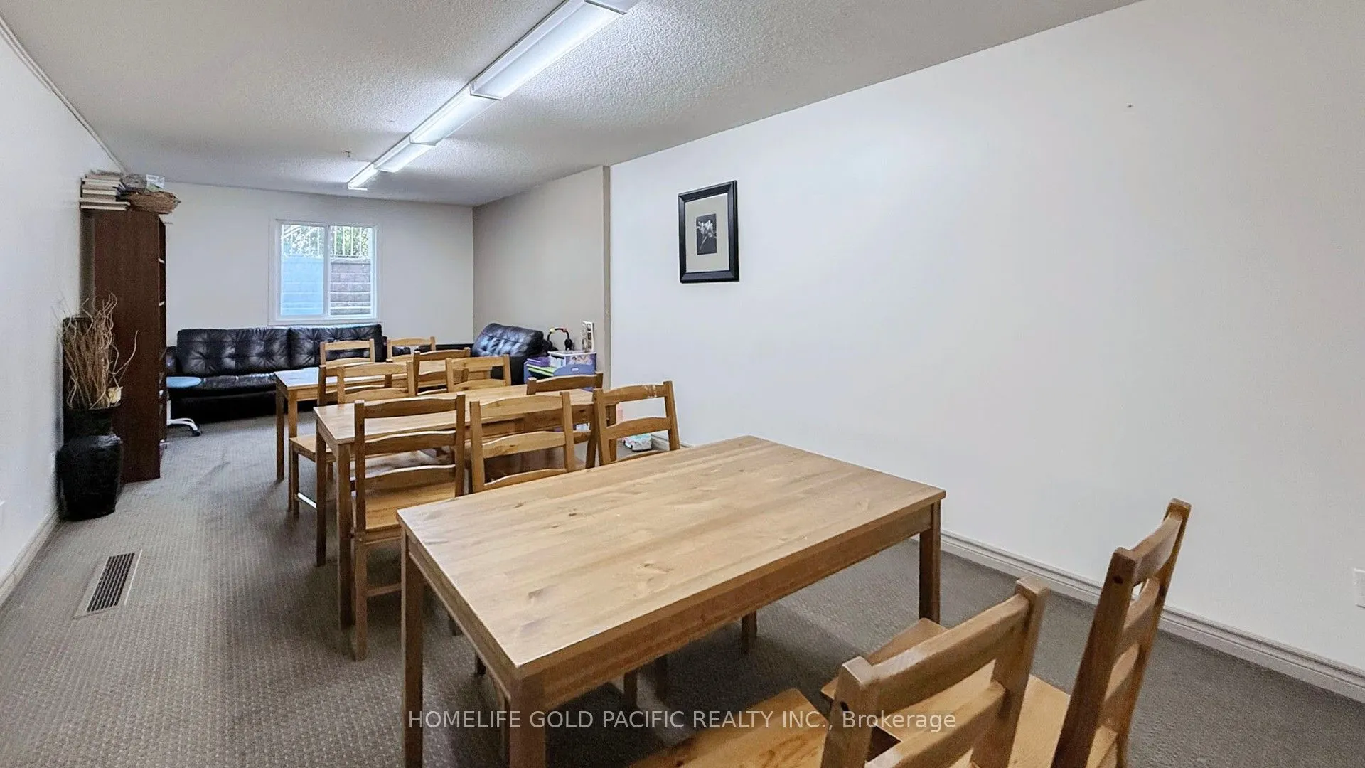 684 Warden Avenue, #102