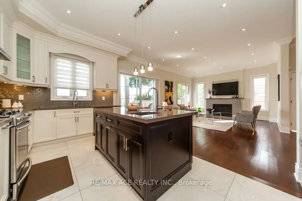 11 Ashdean Drive