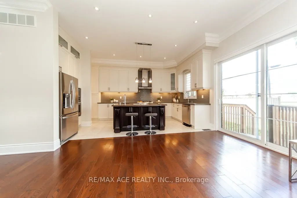 11 Ashdean Drive