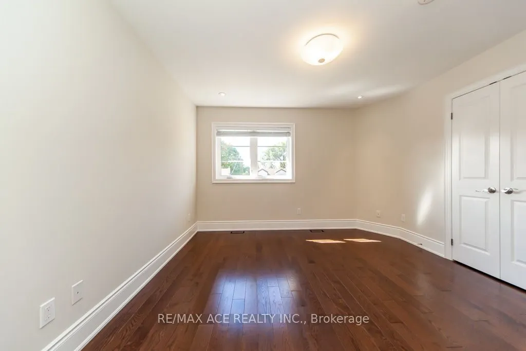 11 Ashdean Drive