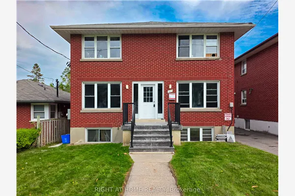 385 Mary Street N