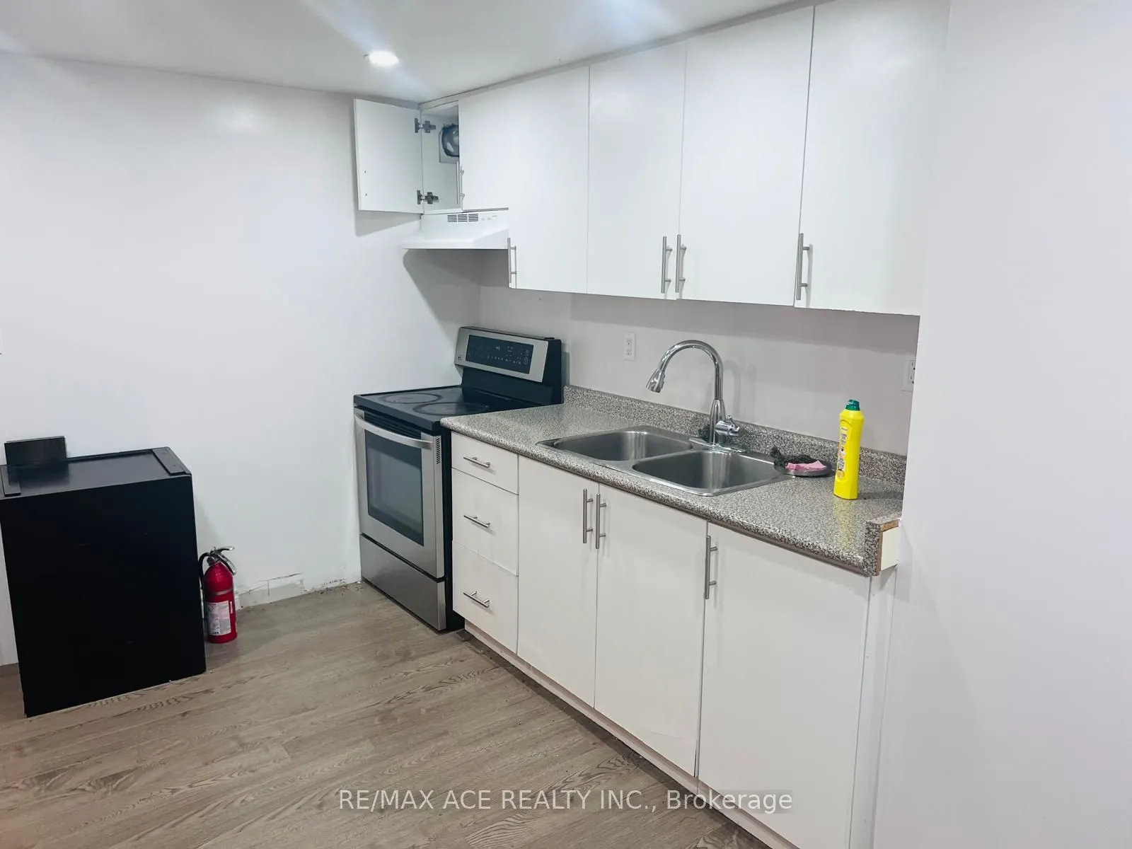 15 Sedgemount Drive, #Bsmt