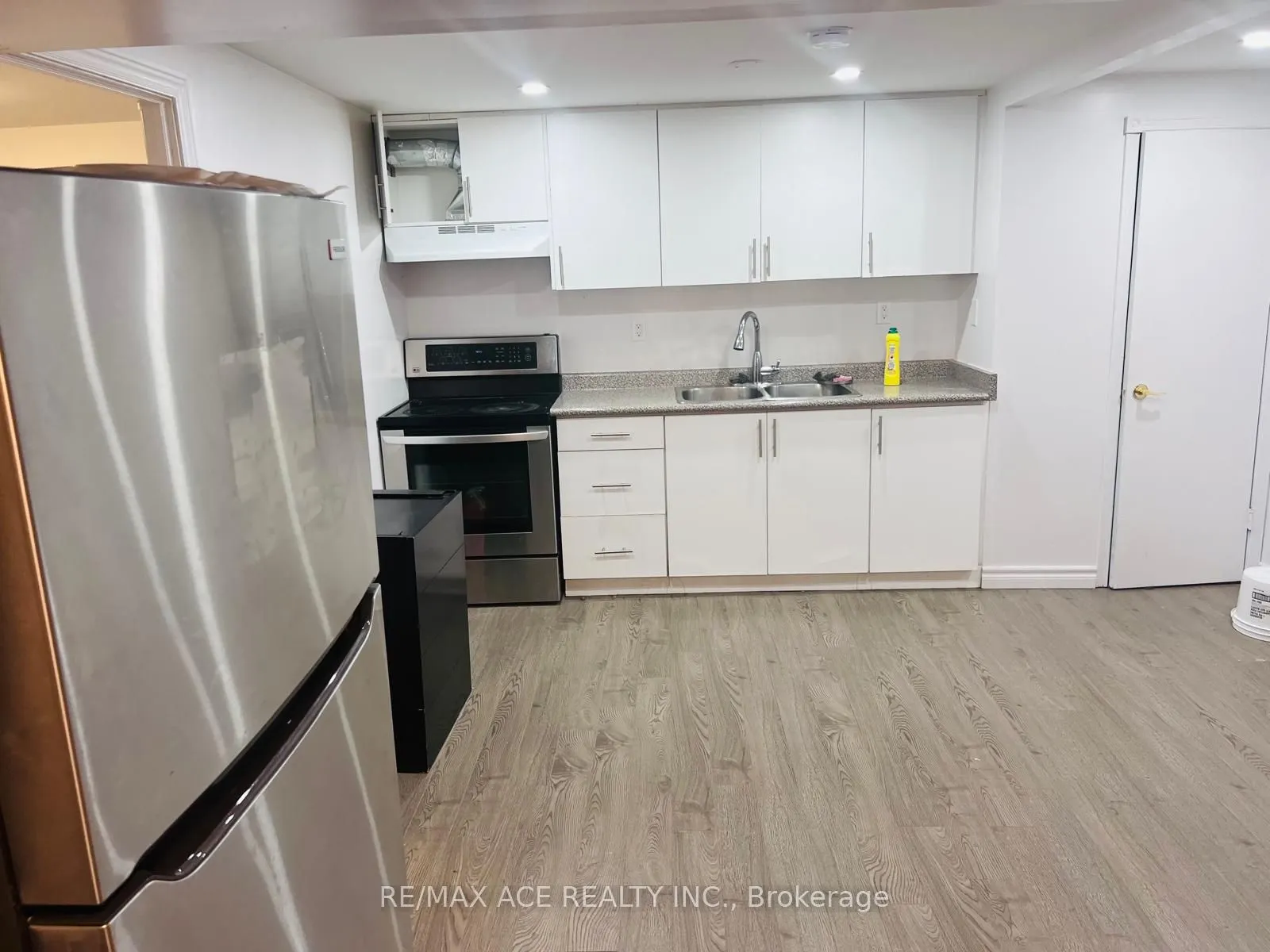 15 Sedgemount Drive, #Bsmt