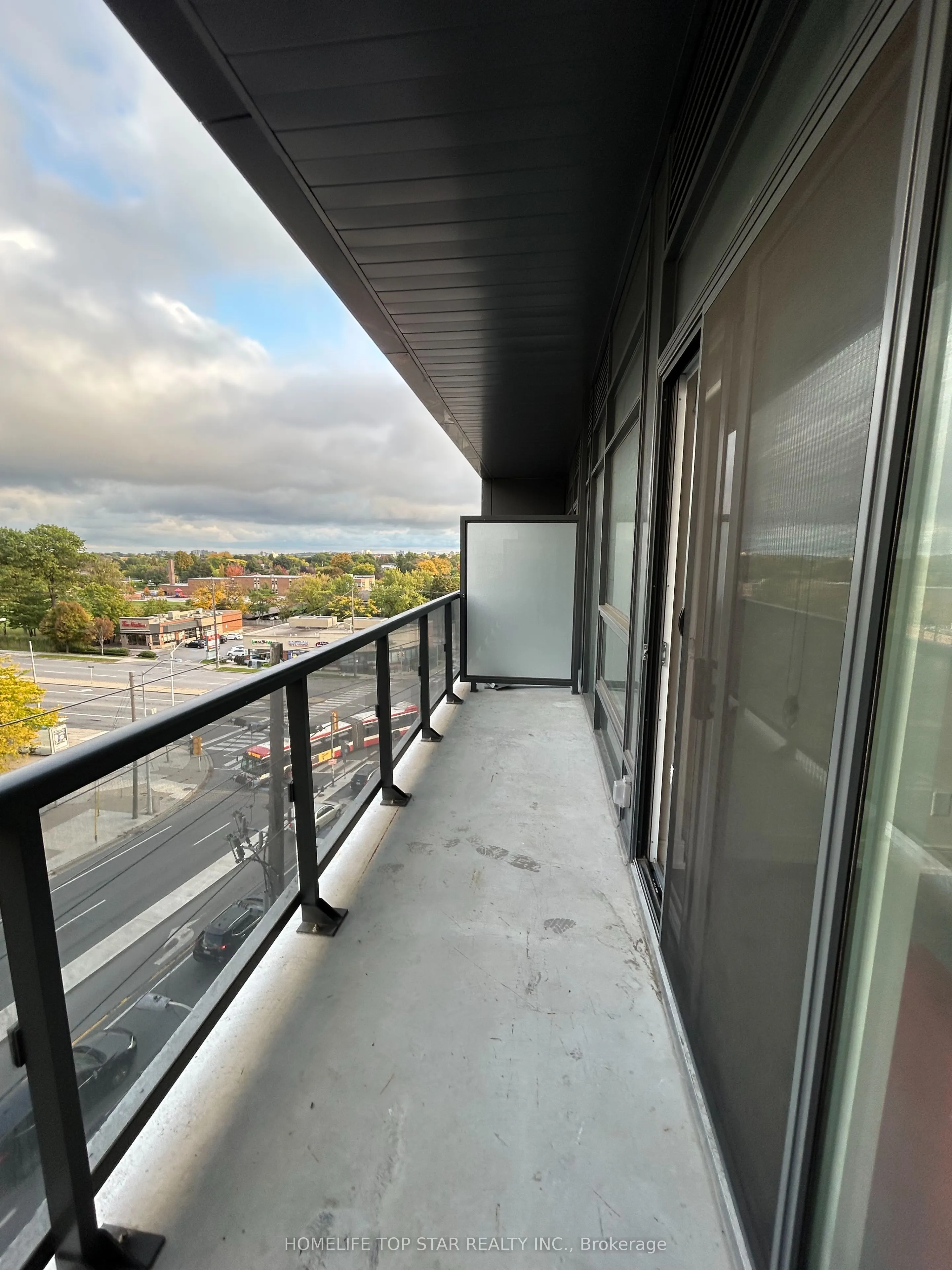 1350 Ellesmere Road, #709