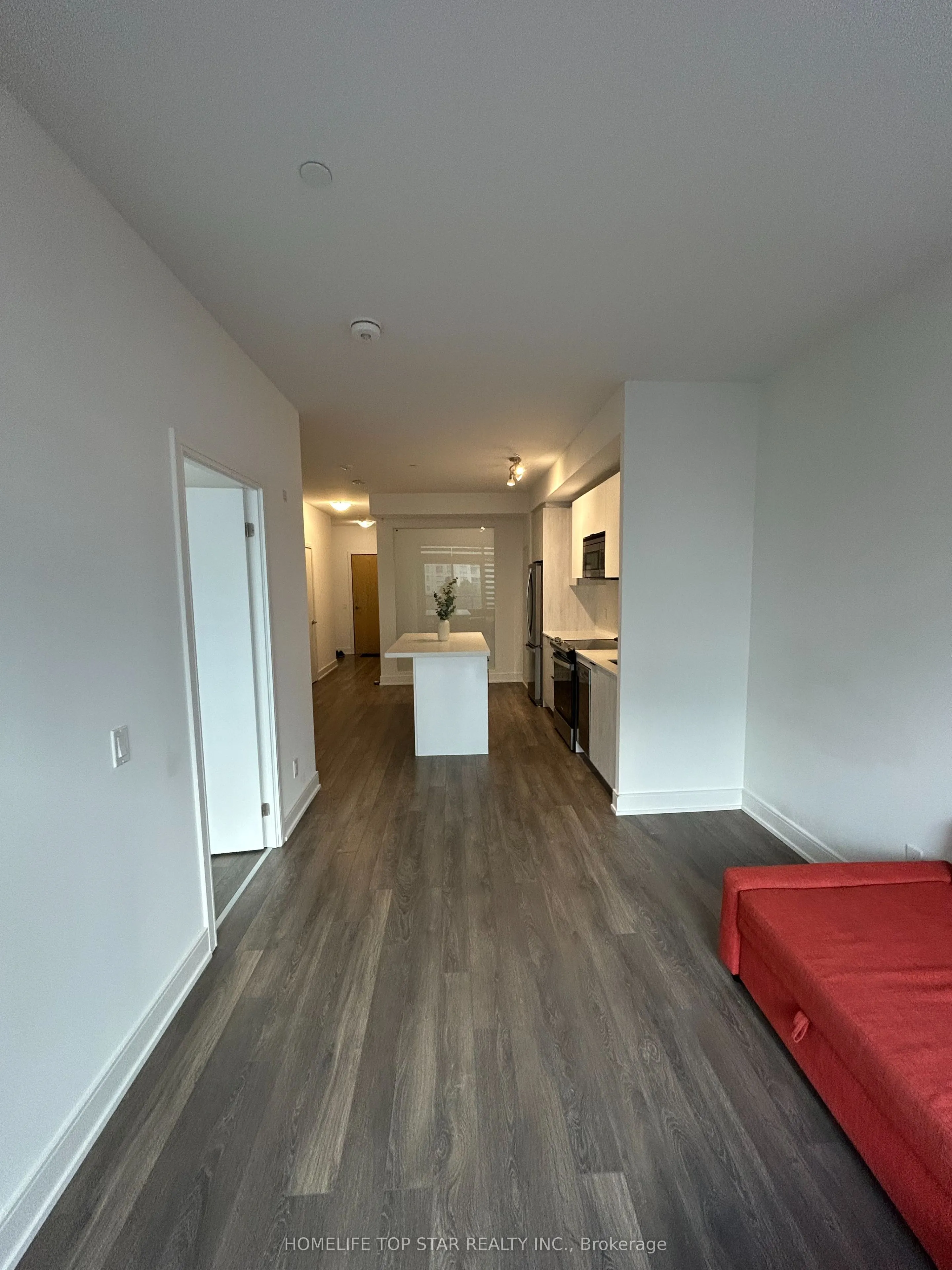 1350 Ellesmere Road, #709