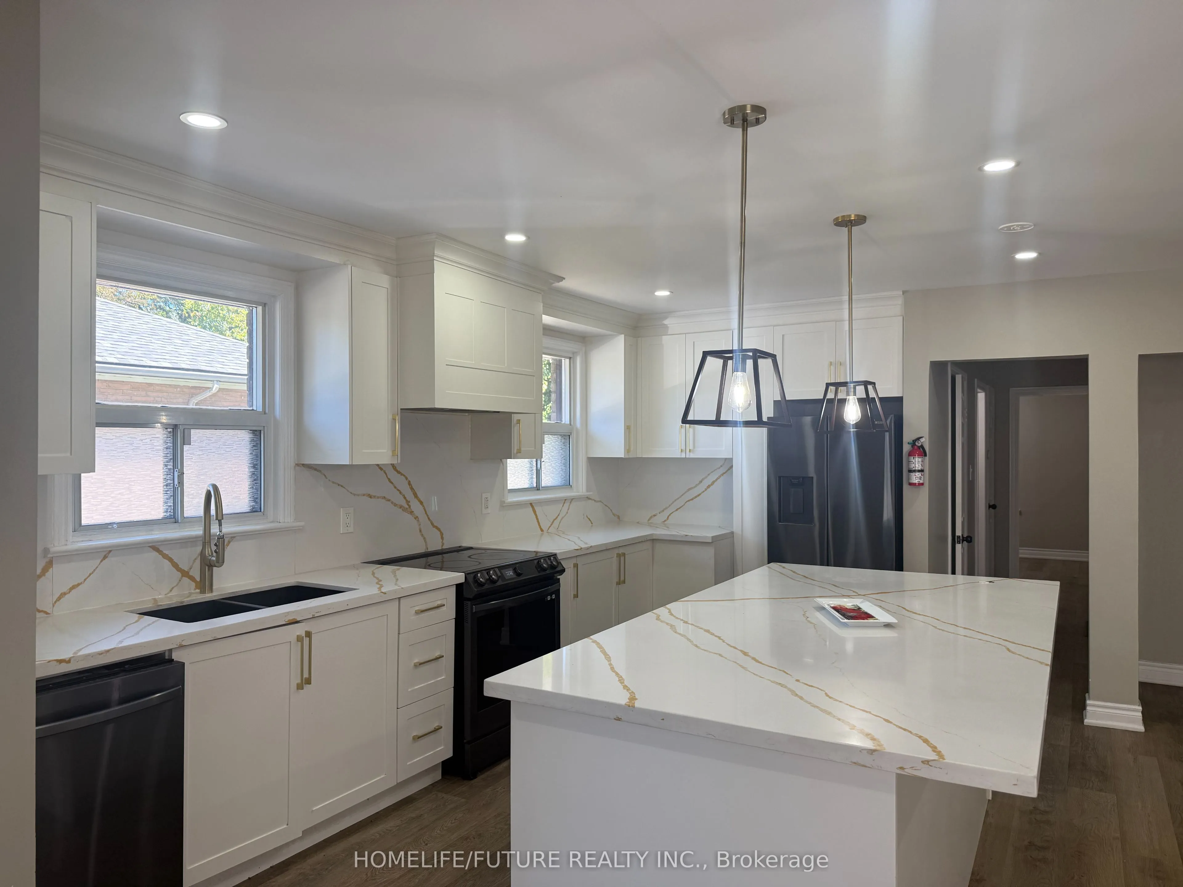 21 Melchior Drive, #Main