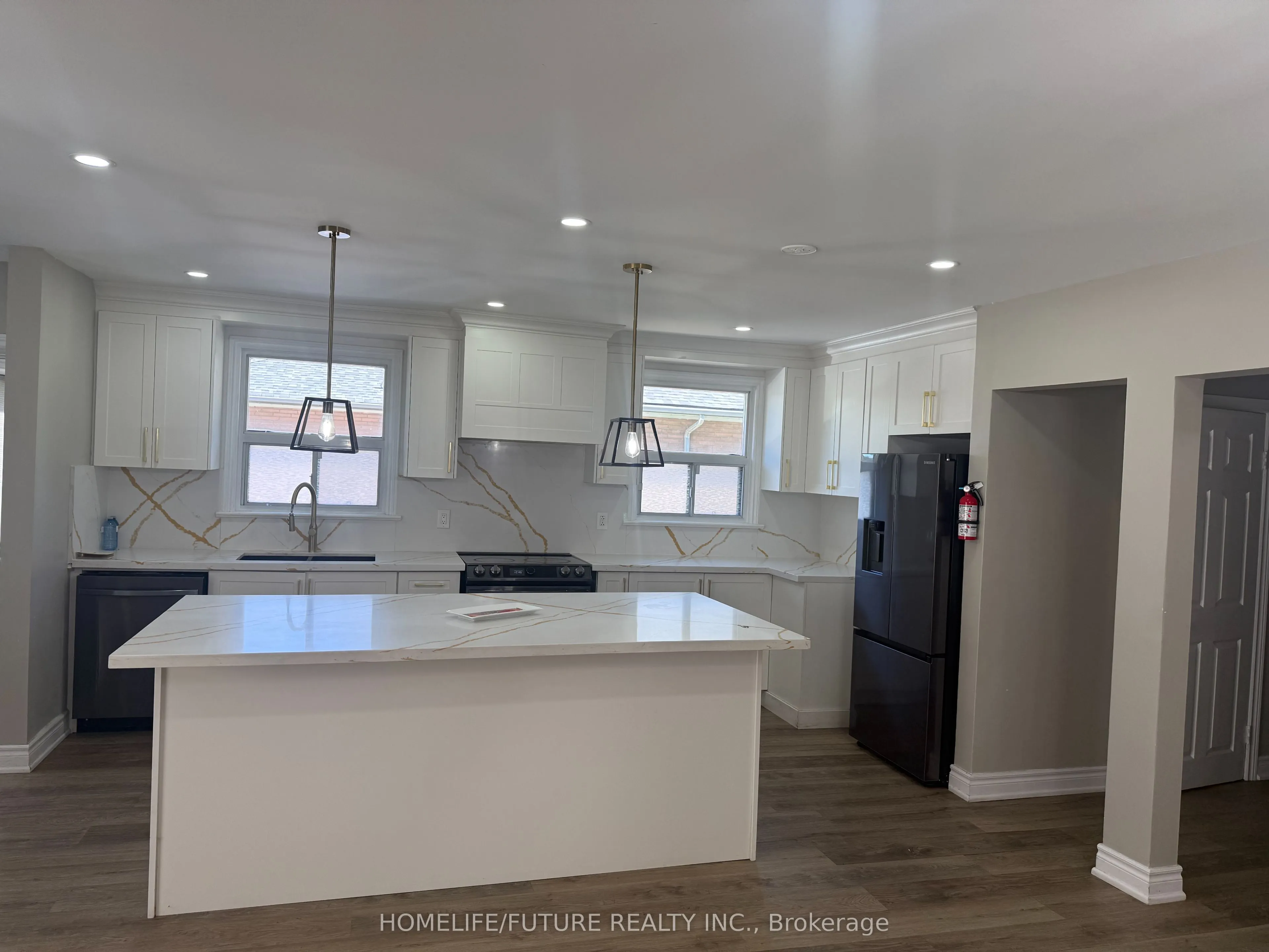 21 Melchior Drive, #Main