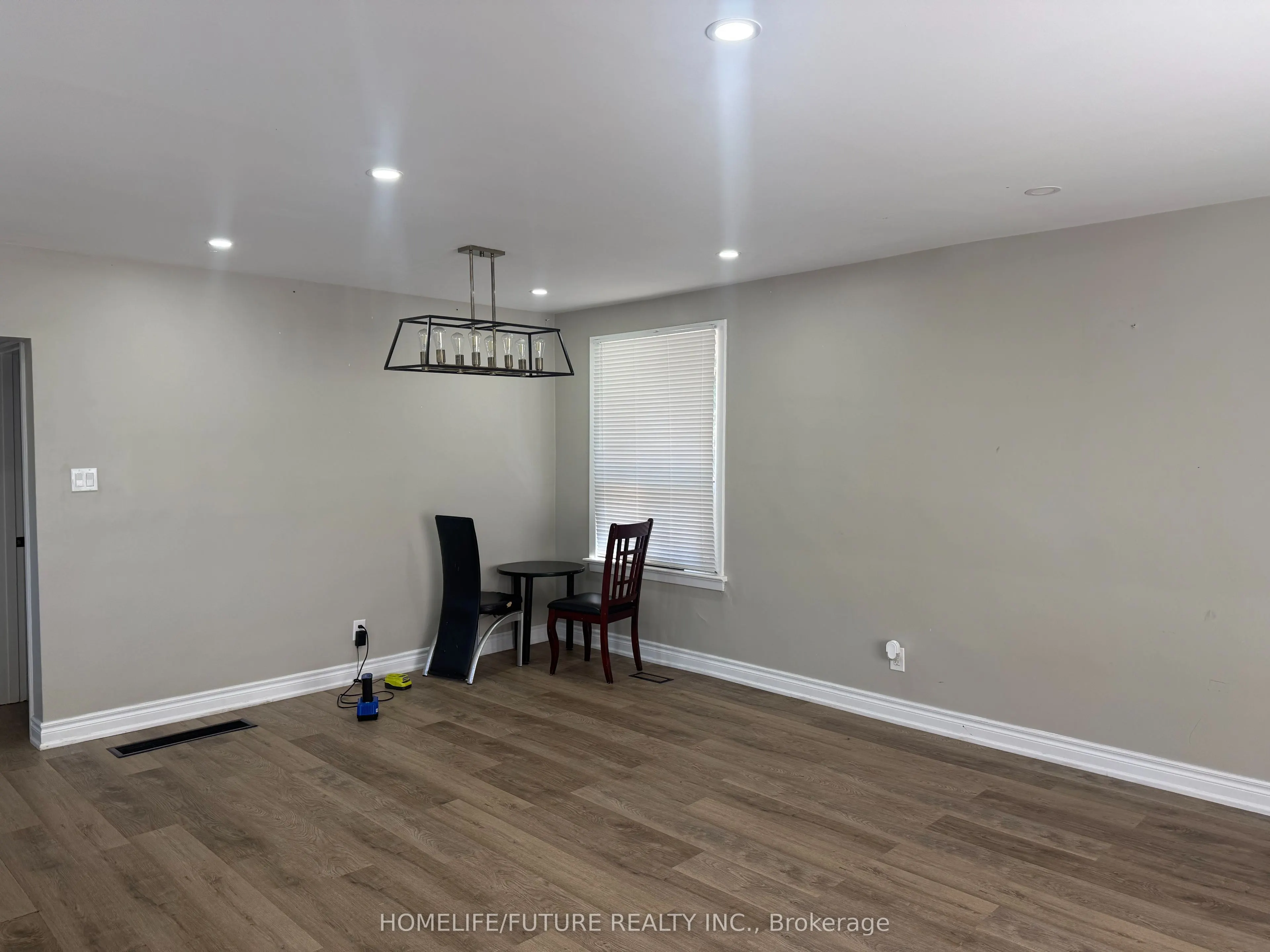 21 Melchior Drive, #Main