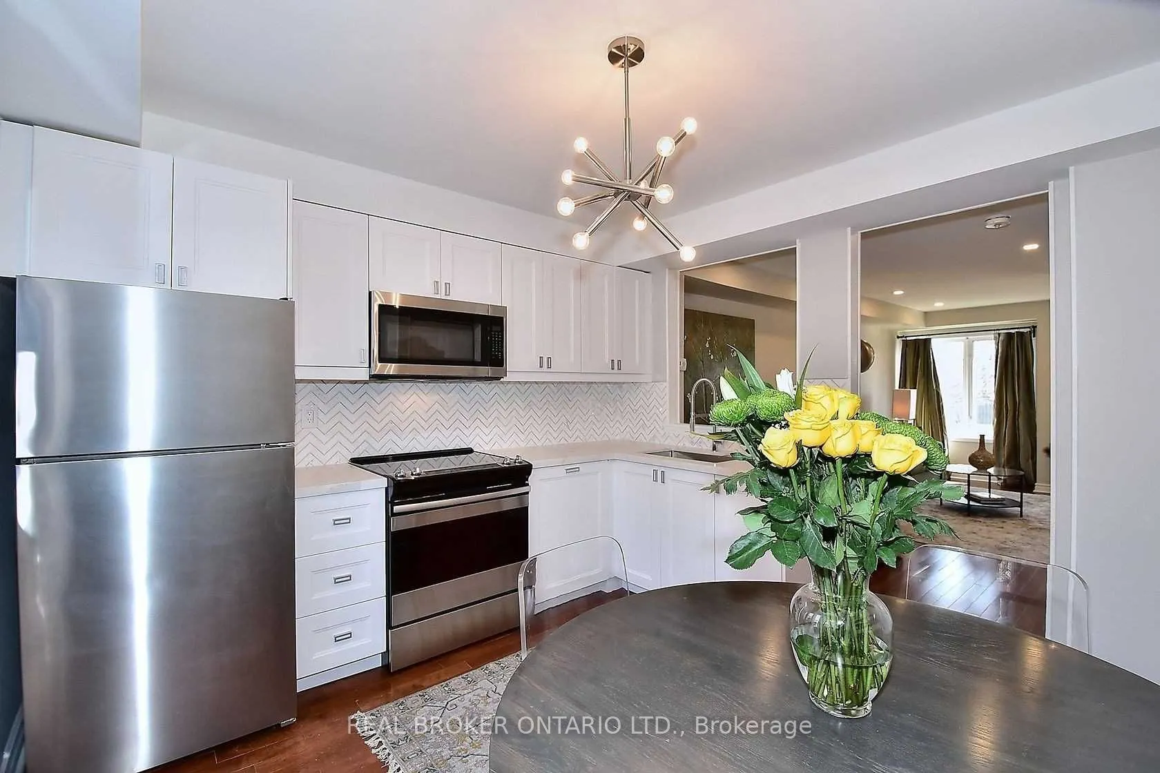 9472 Sheppard Avenue E, #9472