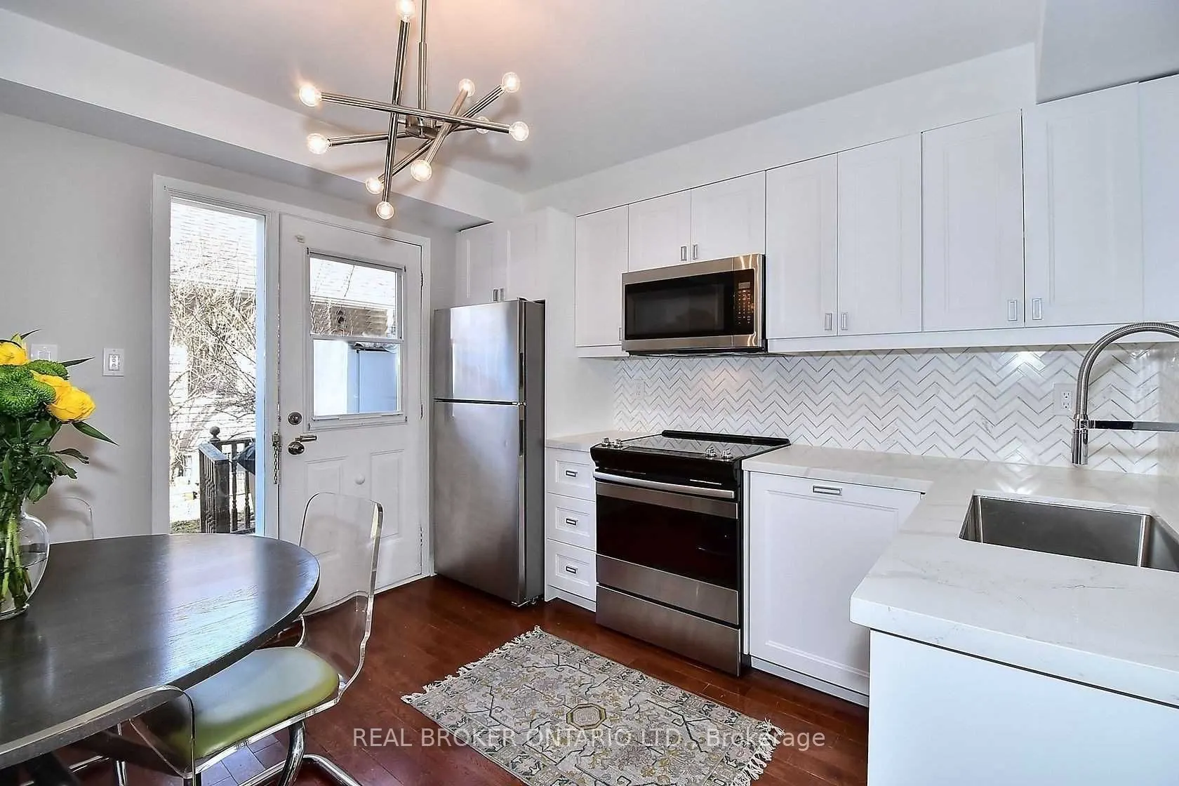 9472 Sheppard Avenue E, #9472