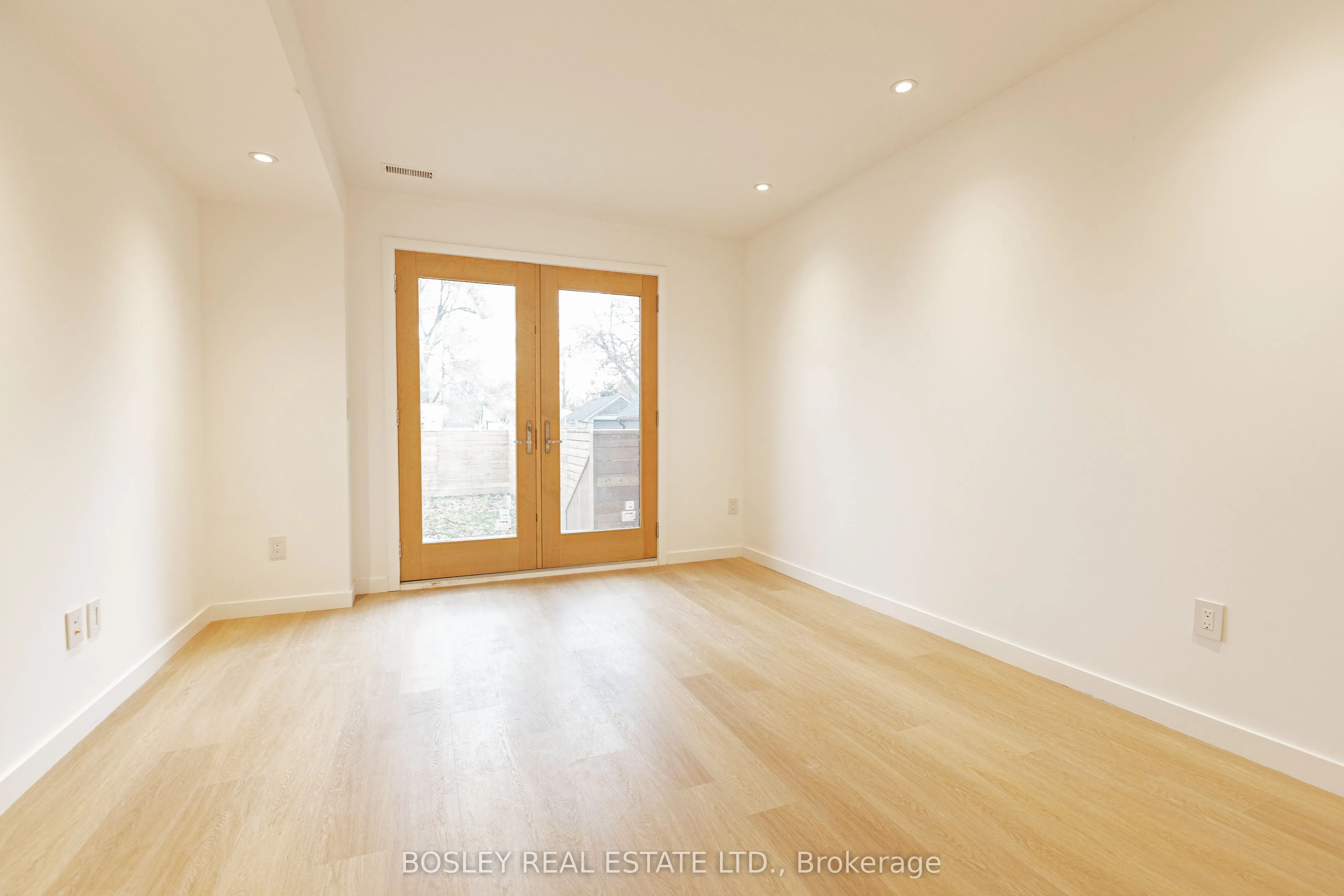 12A Swanwick Avenue