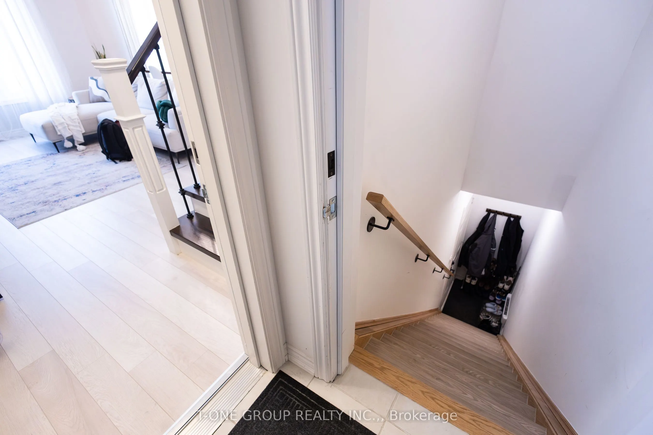 2728 William Jackson Drive, #7