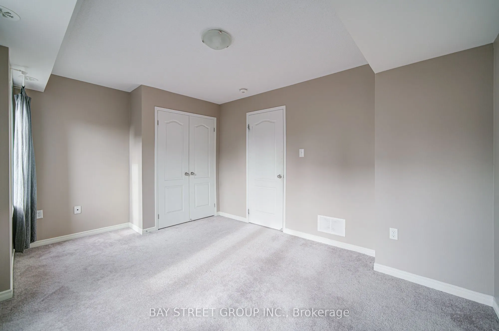 2653 Eaglesham Path, #2653