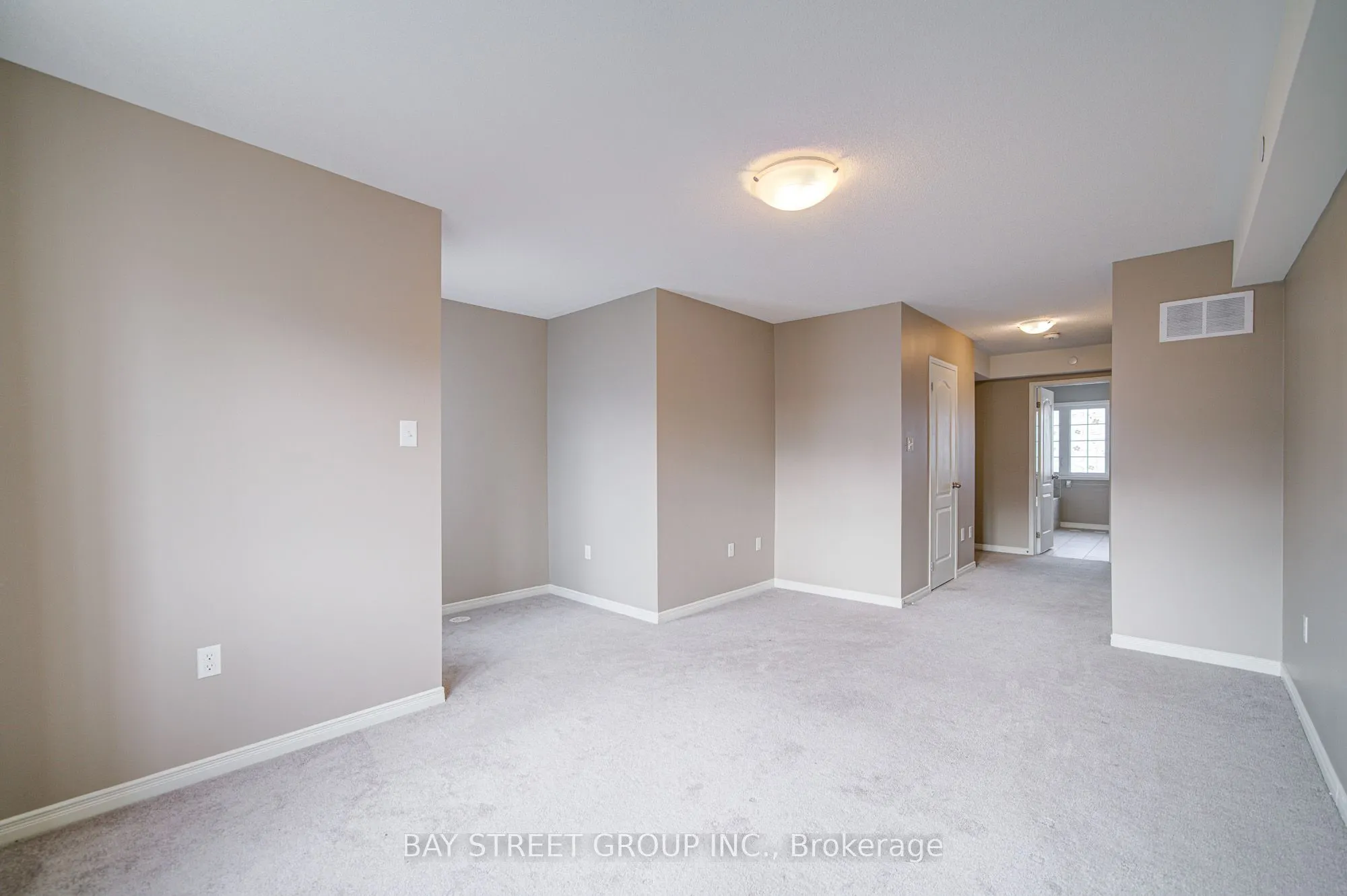 2653 Eaglesham Path, #2653