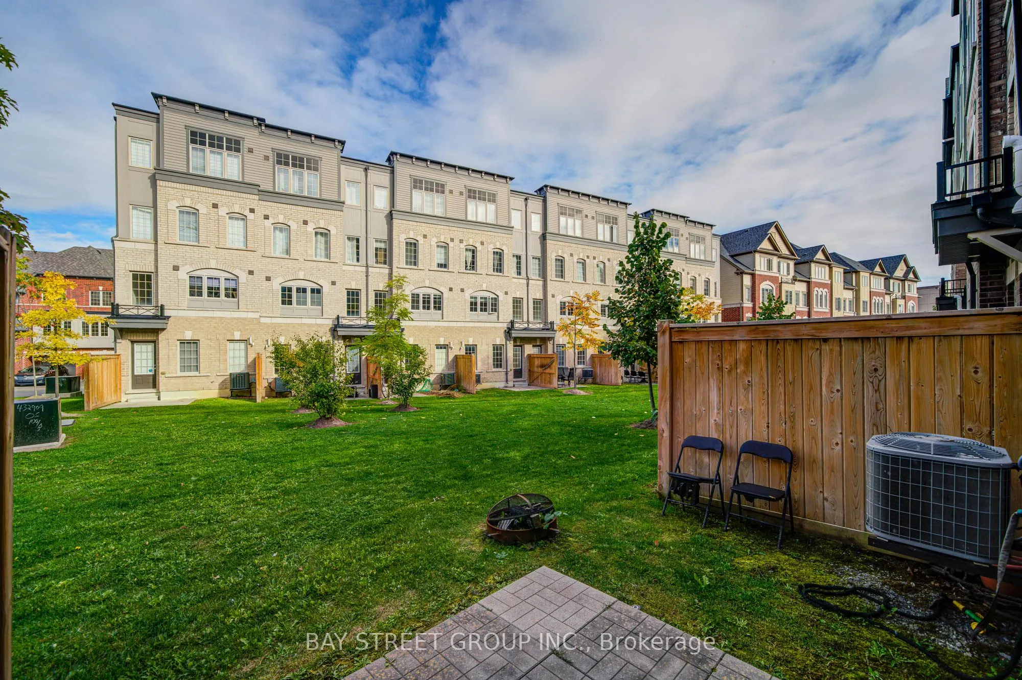 2653 Eaglesham Path, #2653