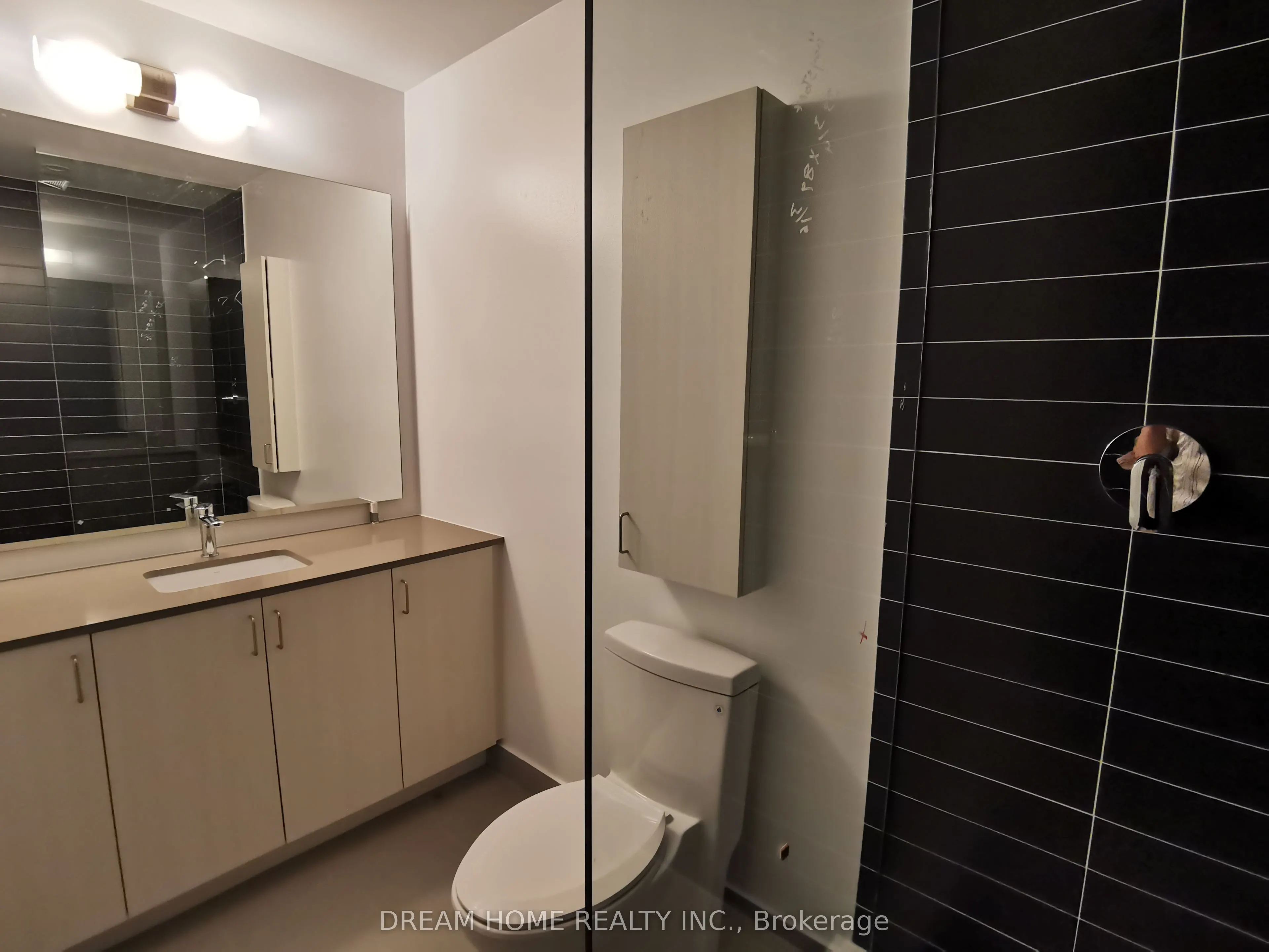 2799 Kingston Road, #627