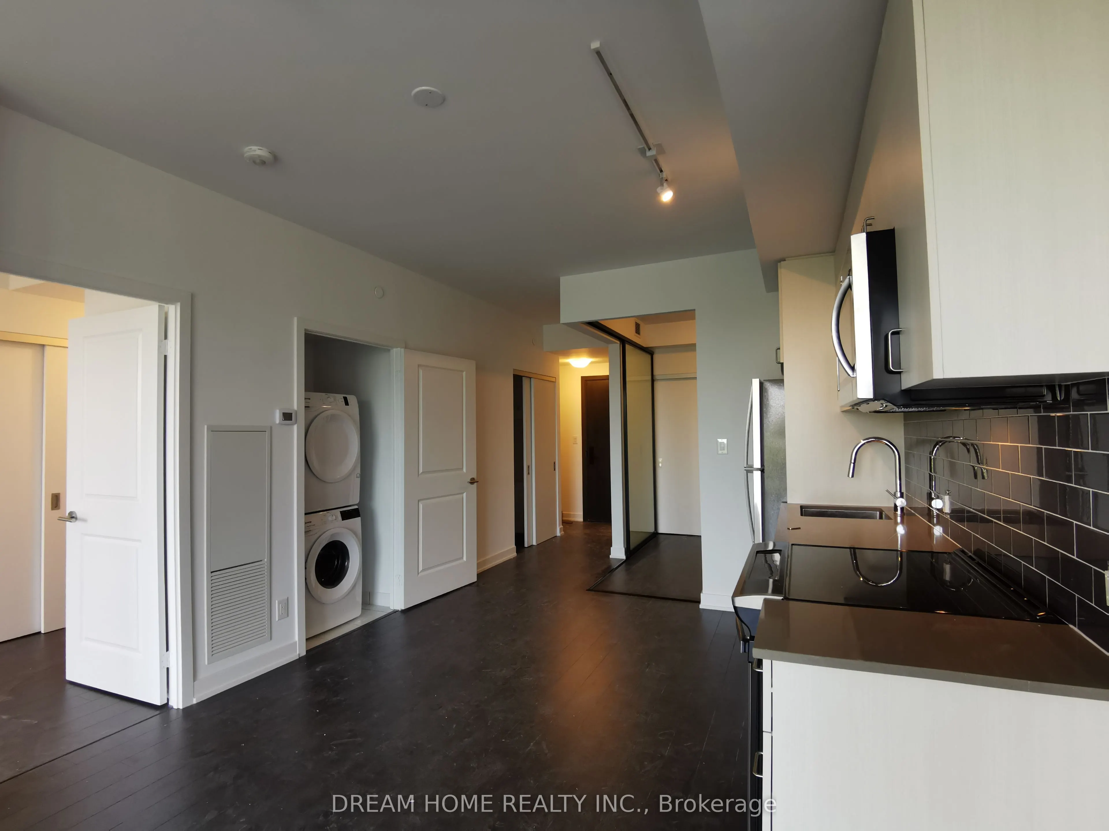 2799 Kingston Road, #627